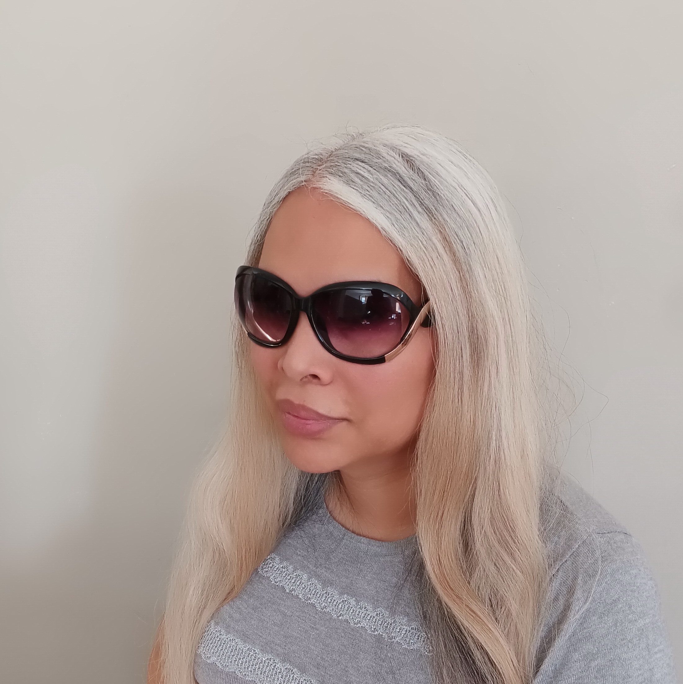 Rennec Sonnenbrille Damen Oversized Brille mit geschwungenen Brillenbügeln (inklusive Brillenbeutel) Große Designer Brille Gläser UV400 Getönt Oval