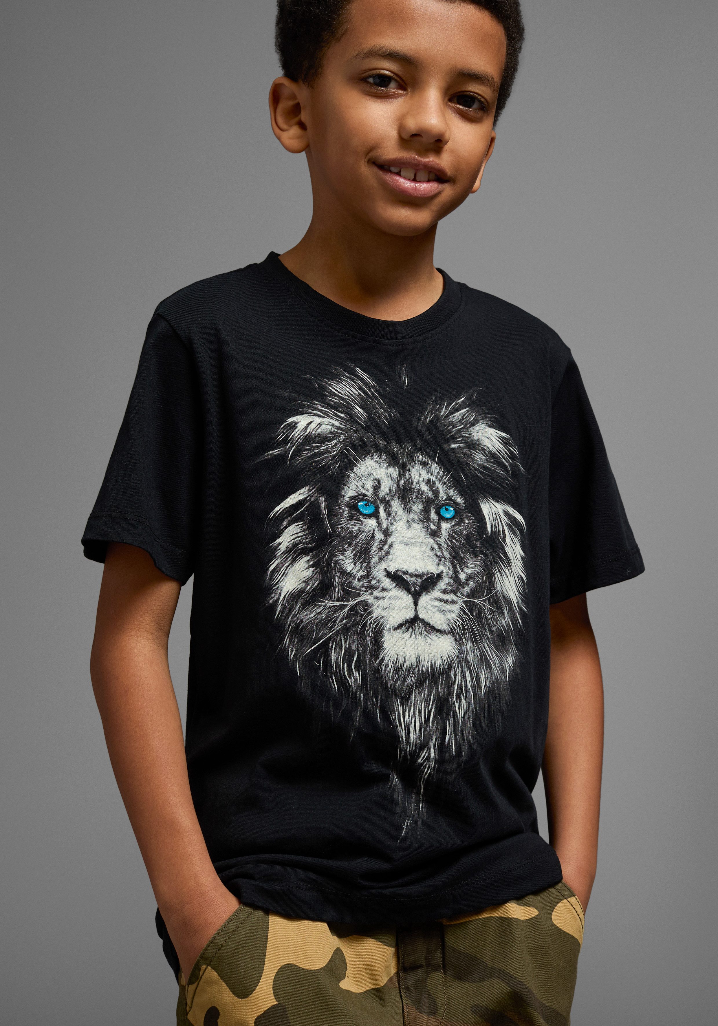 T-Shirt Mit Löwenprint: LION WITH BLUE EYES