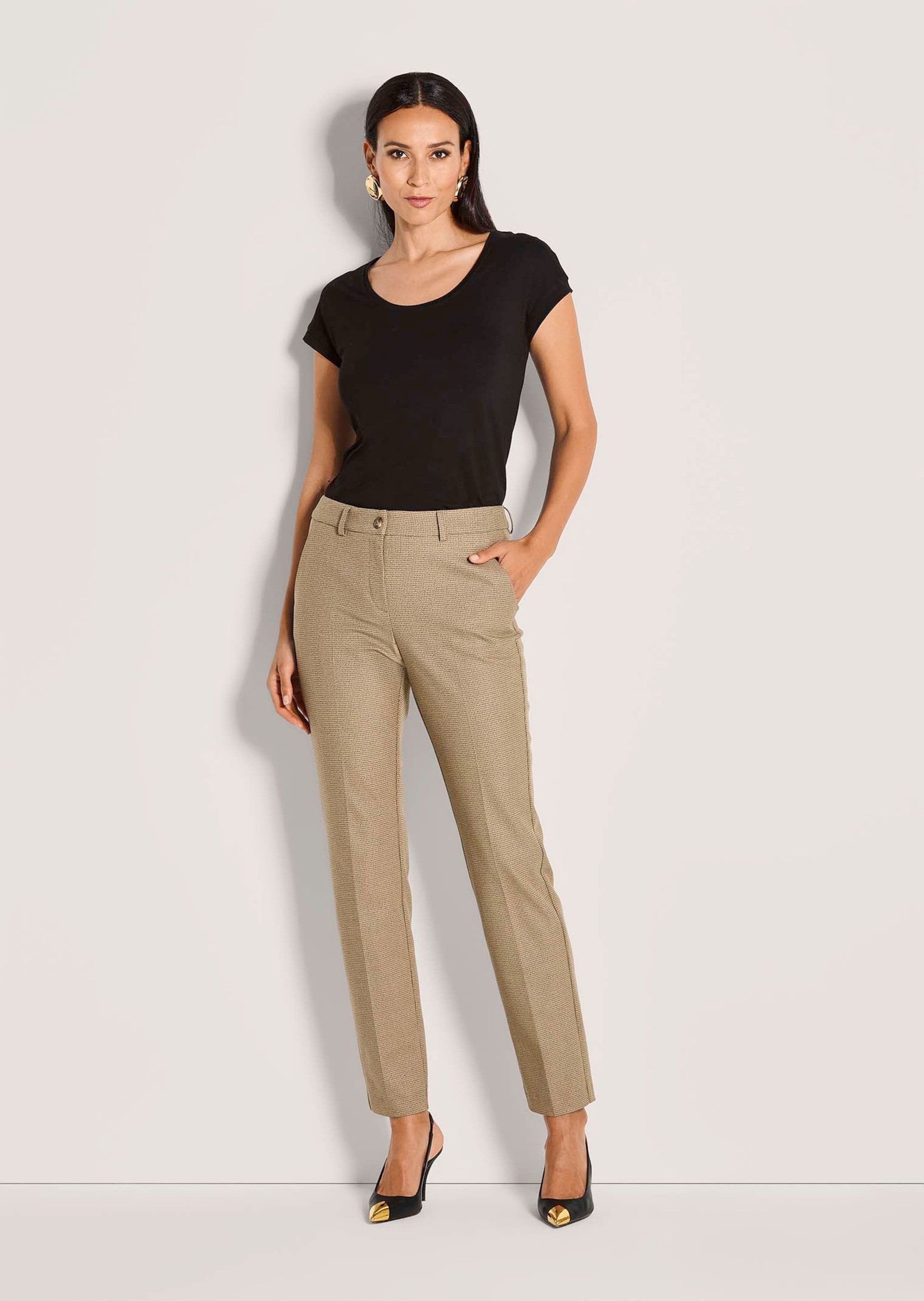MADELEINE Stoffhose Kurzgröße: Mid Waist Chinohose mit Bügelfalten Businesshose in schlankem Design mit formstabilem Bund