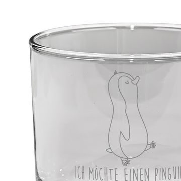 Mr. & Mrs. Panda Whiskyglas Pinguin marschieren - Transparent - Geschenk, Whiskey Glas, spazieren, Premium Glas, Mit Liebe graviert