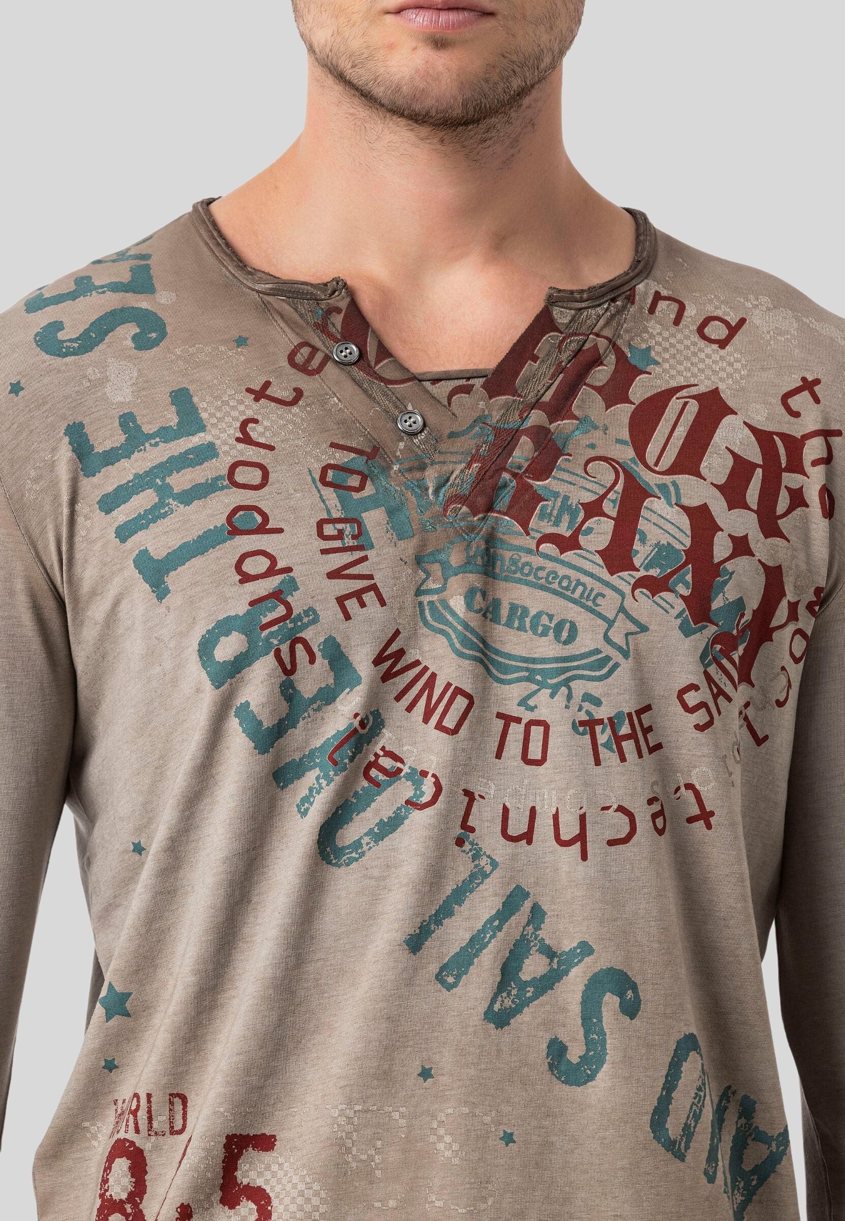 Cipo & Baxx T-Shirt Sweatshirts mit Knopfleiste am Ausschnitt