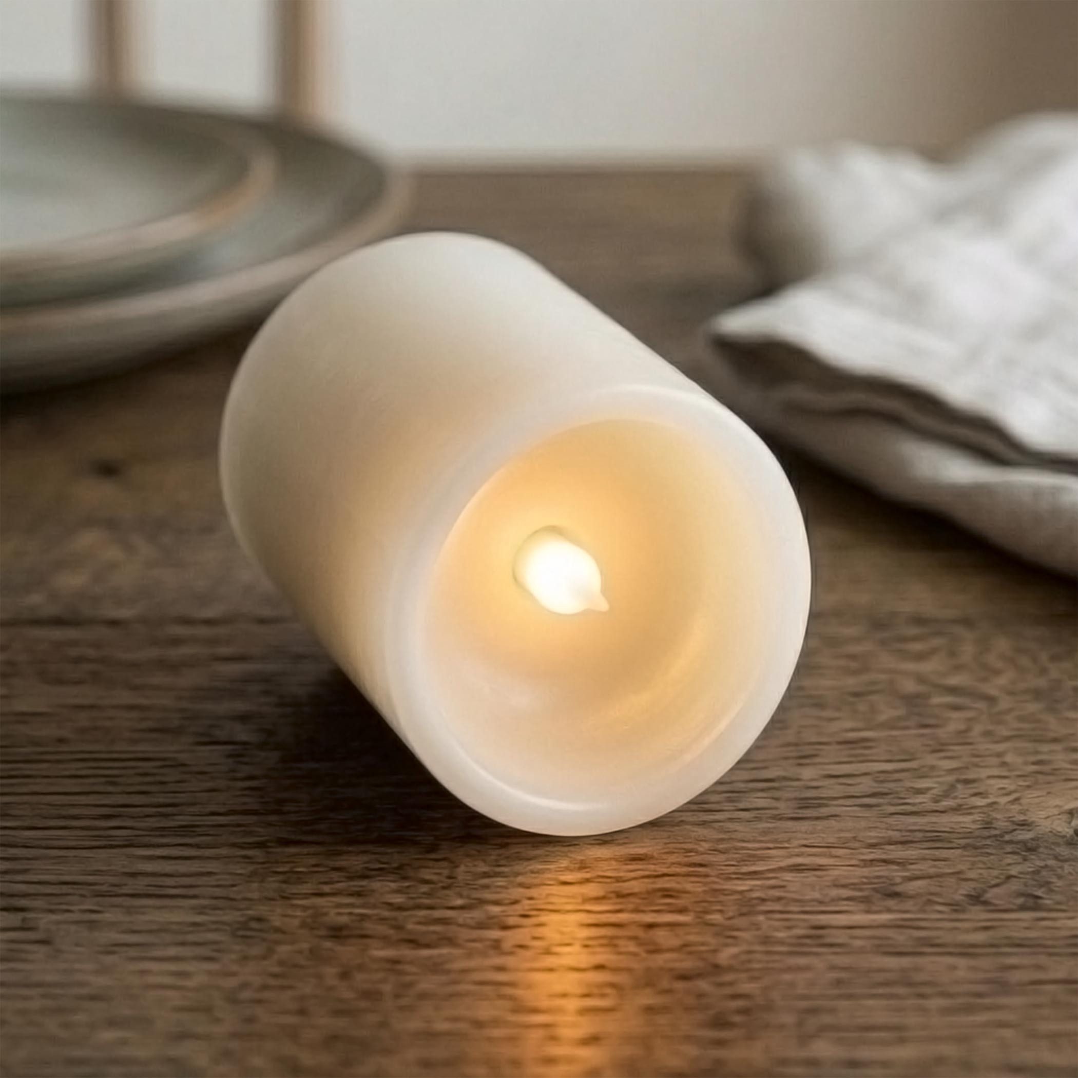 Spetebo LED-Kerze Künstliche Stumpenkerze mit Timer batteriebetrieben - 4er Set, Flammeneffekt, LED fest integriert, warm weiß, Deko Kerze für Innen – Bild 5 von 5