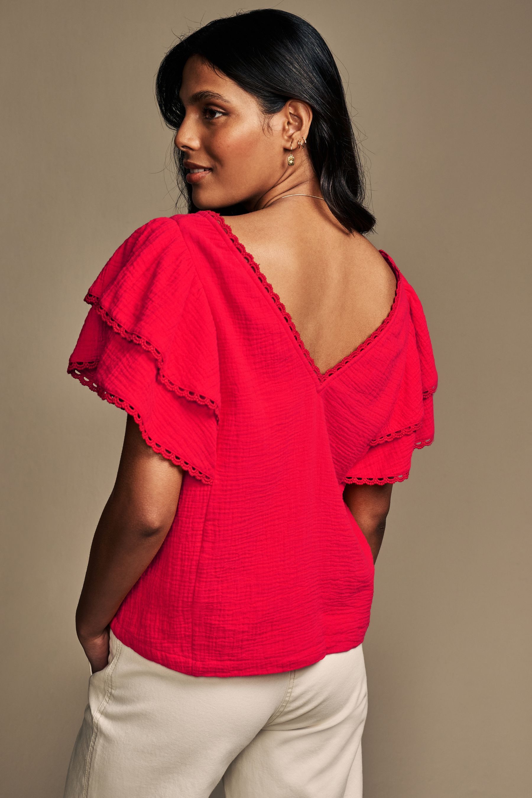 LAURA ASHLEY Blusenshirt Laura Ashley Top mit Rüschenärmeln und Spitze (1-t günstig online kaufen