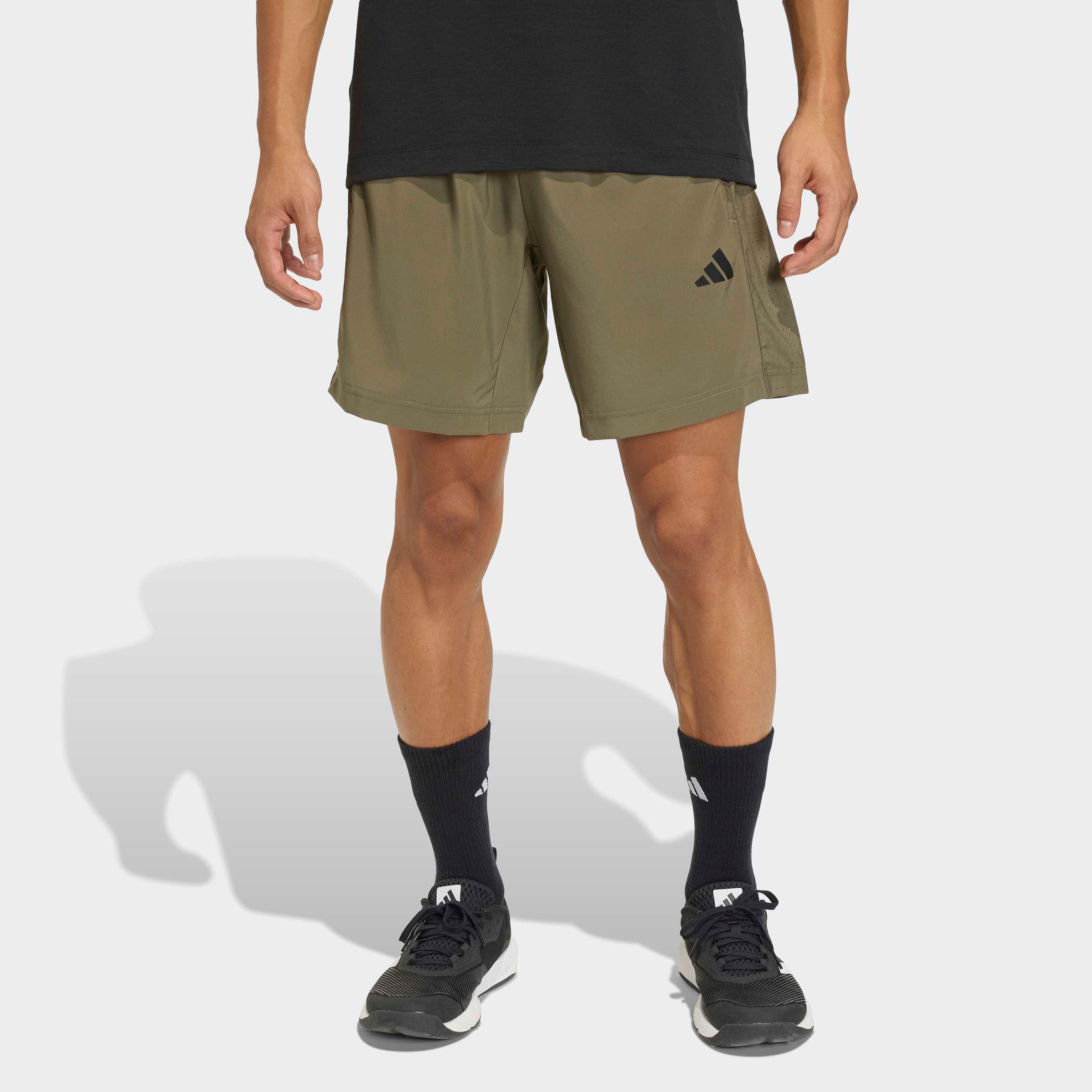 Shorts WORKOUT ESSENTIALS BASE WOVEN