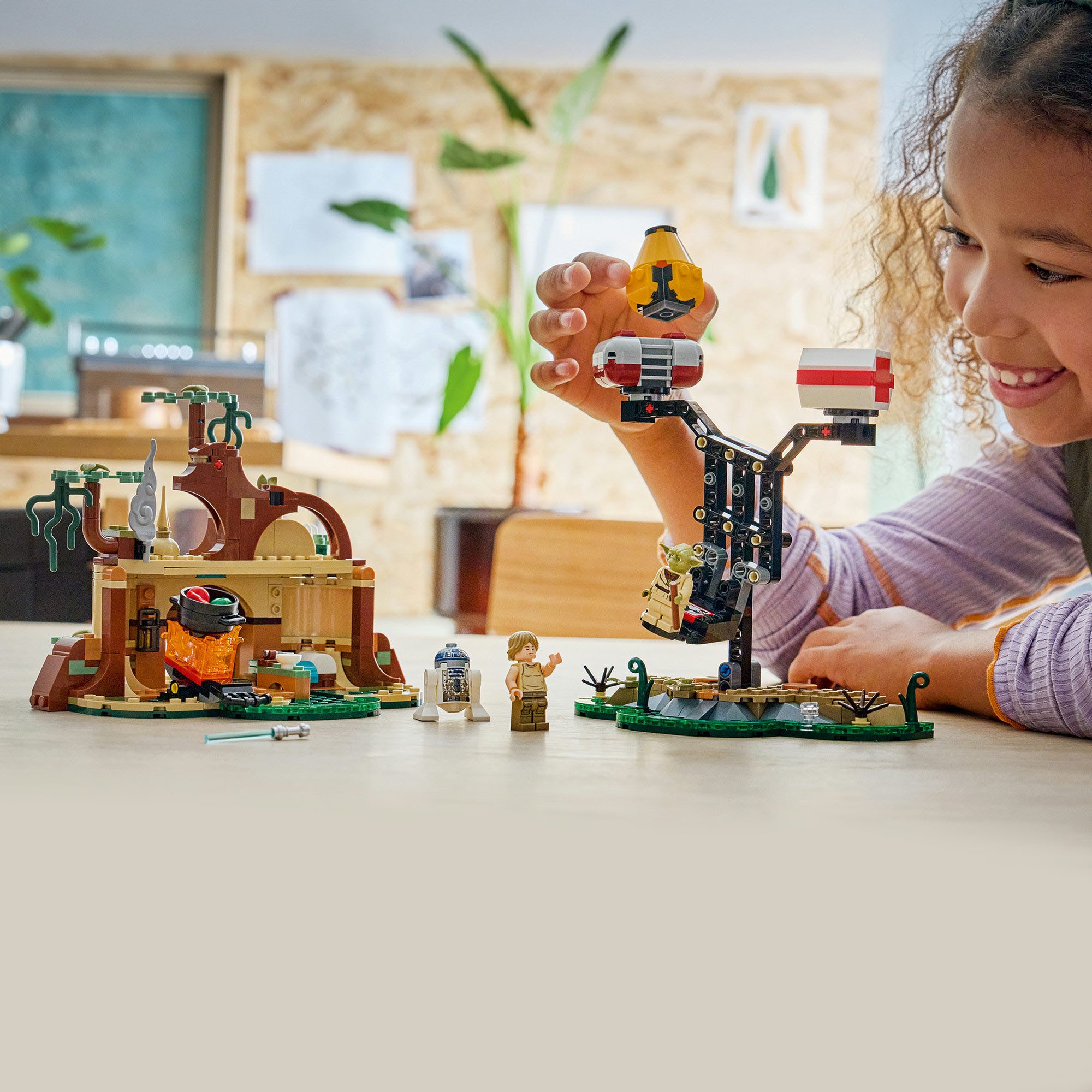 LEGO® SMART Play™ Jedi-Training an Yodas Hütte (75422), LEGO Star Wars ™ Konstruktionsspielsteine, (440 St), Mit SMART Brick kompatibel (nicht im Lieferumfang e – Bild 2 von 5