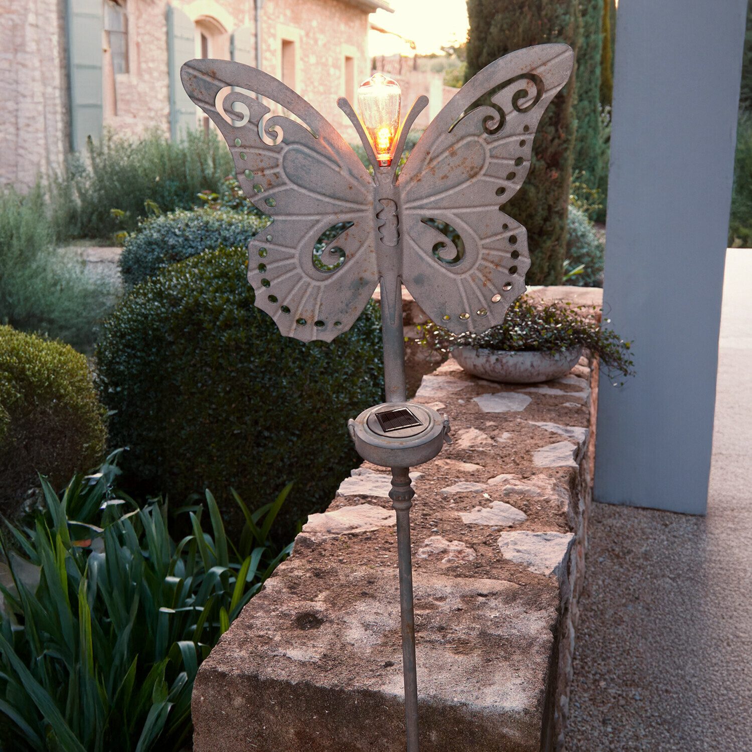 Mirabeau LED Laterne Solar-Laterne Pavrelle antikgrau