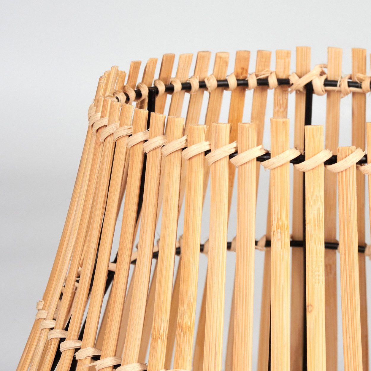 hofstein Tischleuchte Tischlampe aus Metall/Bambus in Schwarz/Naturfarben, ohne Leuchtmittel, Tischleuchte im Boho-Design, Lichteffekt, Schalter am Kabel, 32cm, E27