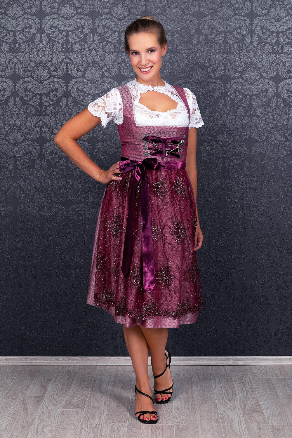 Edelnice Dirndl günstig online kaufen