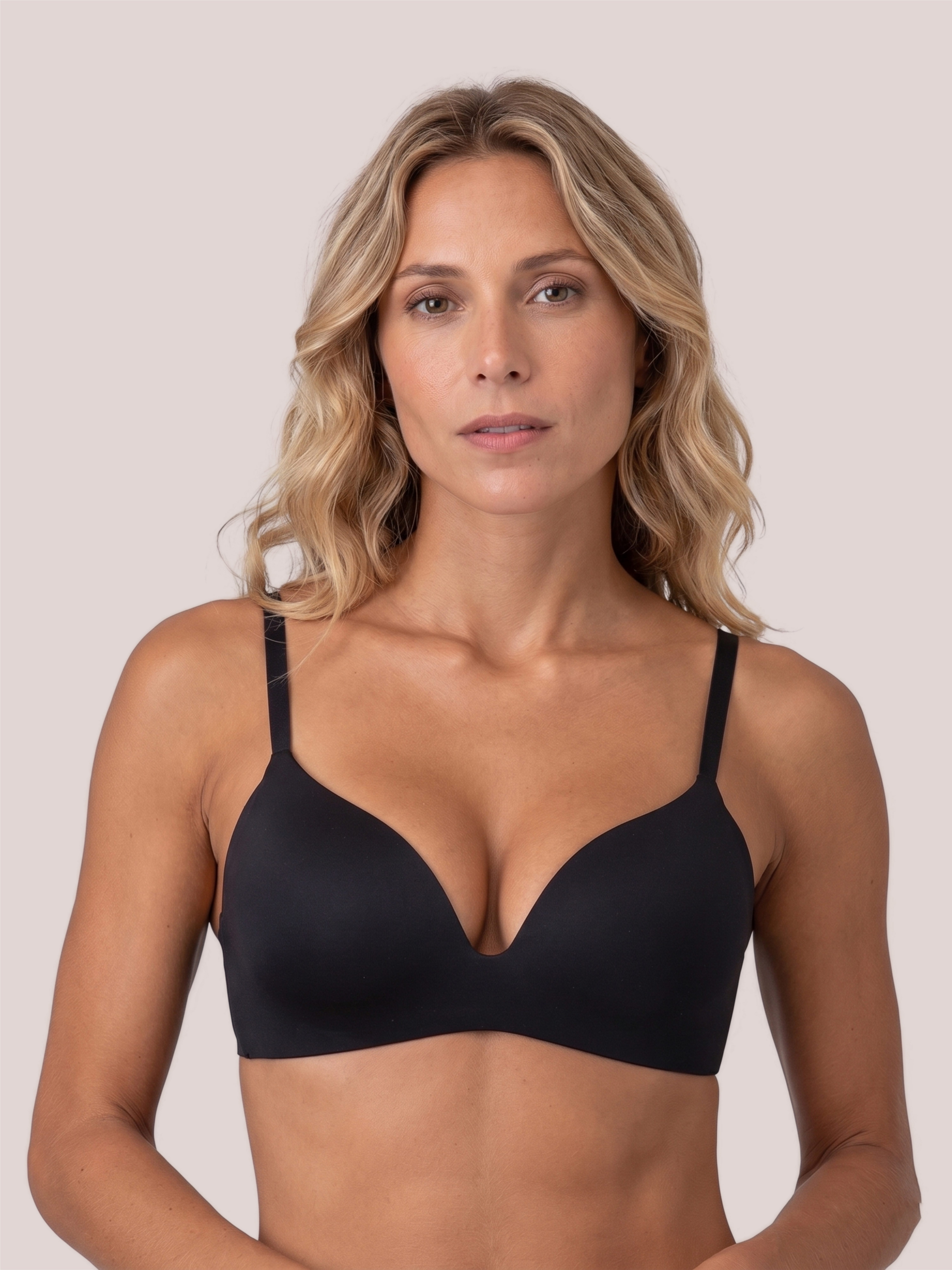 Royal Lounge Intimates Bügelloser BH Royal Delite Unsichtbar, für eine schlanke Shilouette. Black