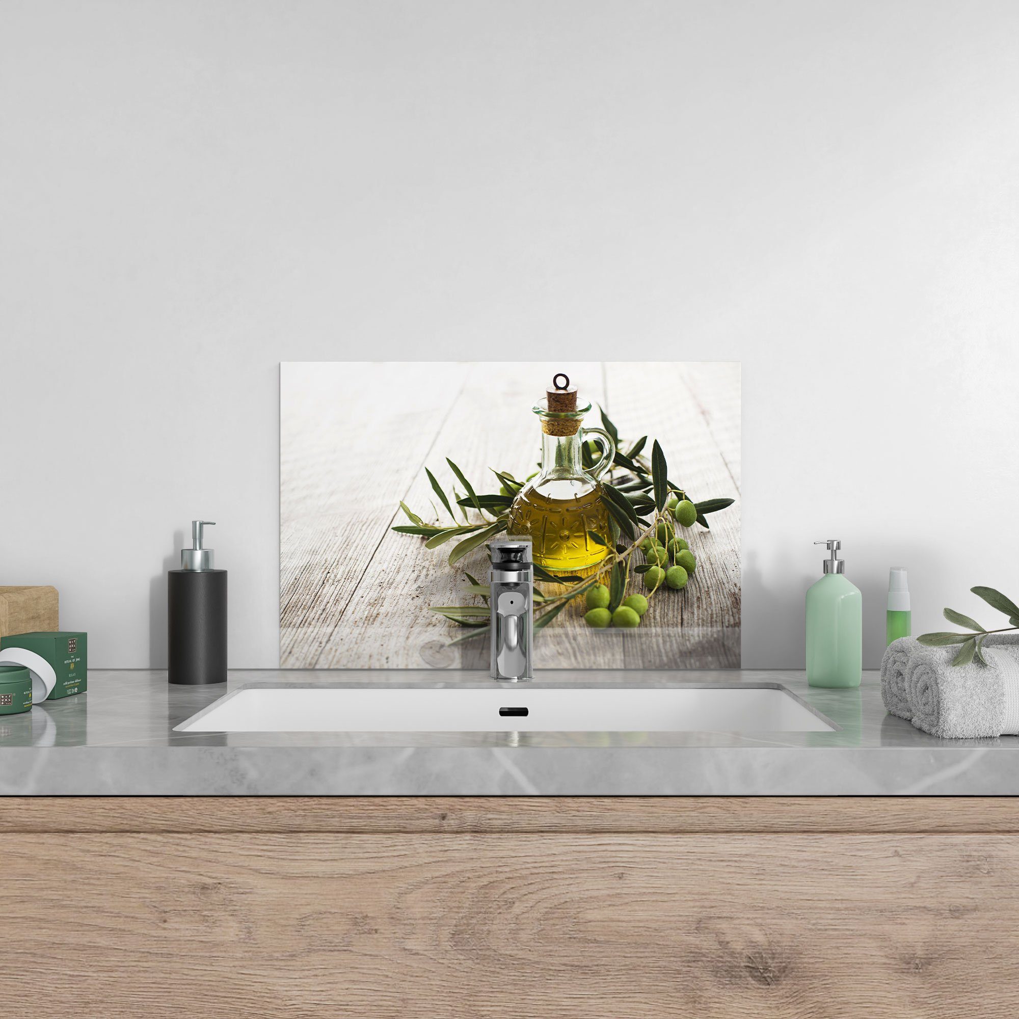 'Olivenöl mit Olivenzweig', Glas Spritzschutz Herdblende Badrückwand Küchenrückwand DEQORI