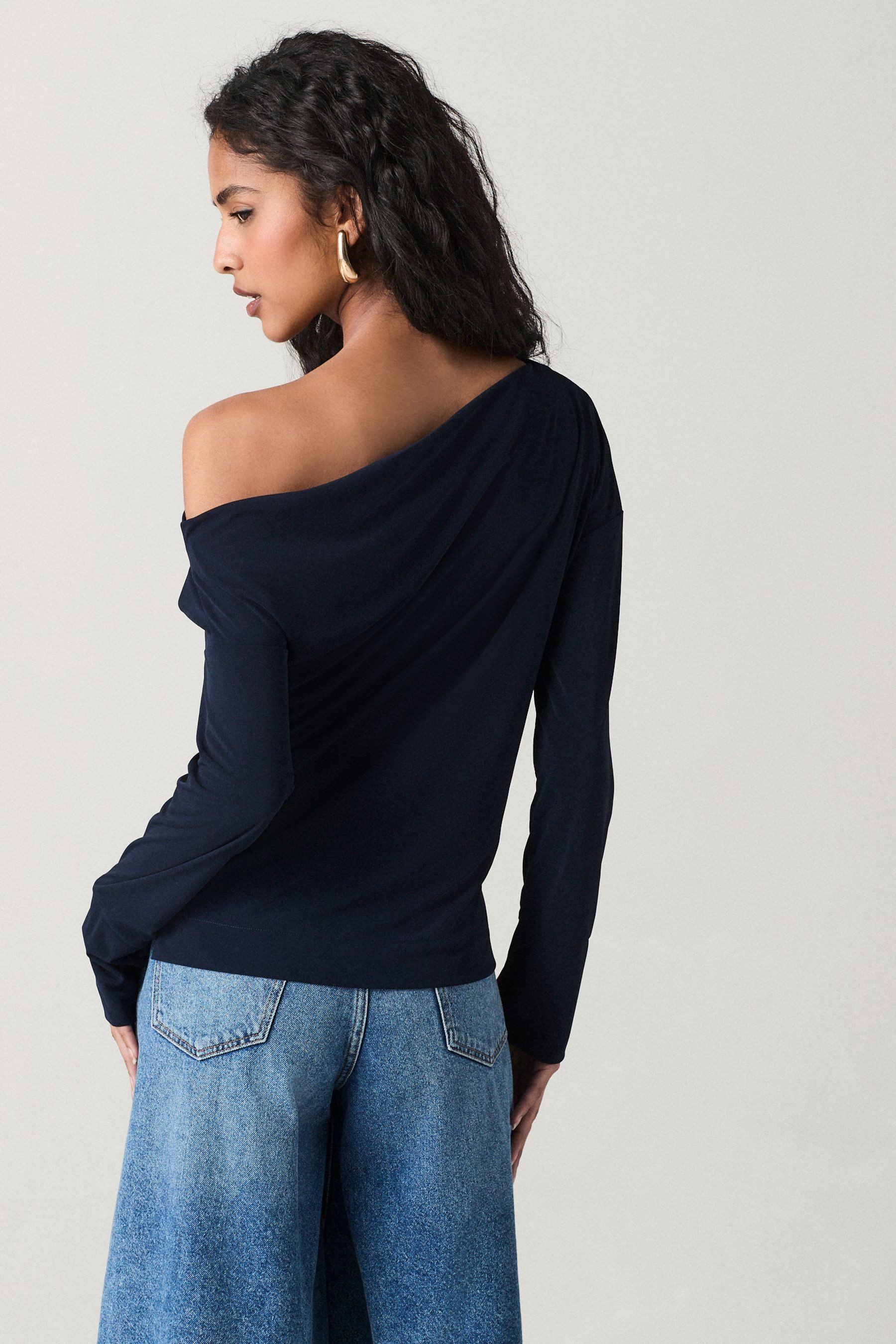 Next Langarmbluse Schulterfreies Jersey-Oberteil mit Drapierung (1-tlg) günstig online kaufen