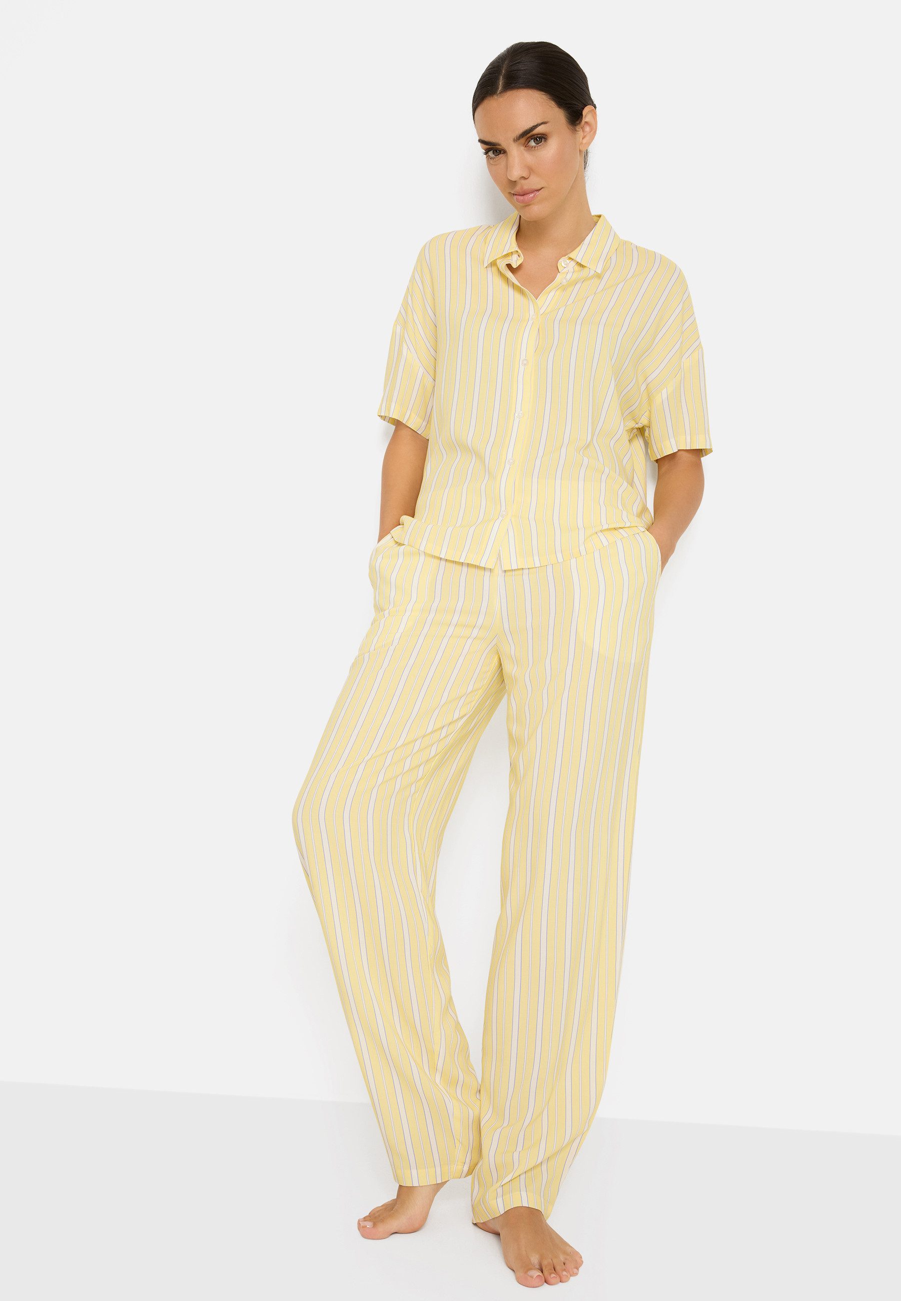 LSCN by LASCANA Pyjama (Set, 2 tlg) mit weiter Ballon-Hose. € 54,99