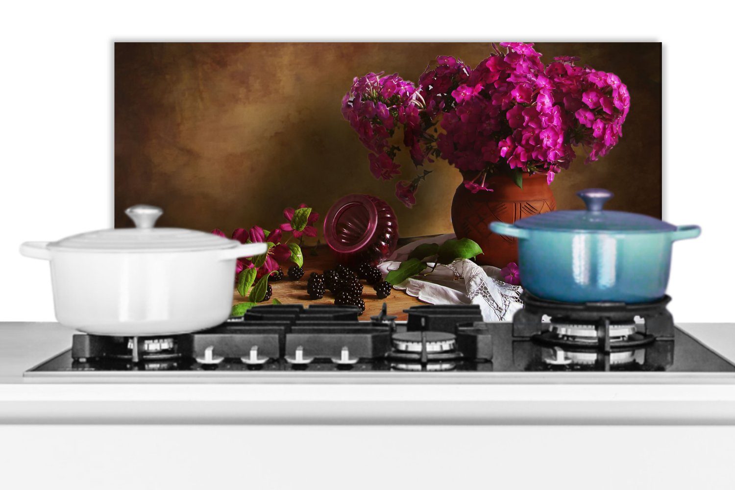 - Küchen und - gegen - MuchoWow - cm, Stilleben, Rosa Rustikal Schmutzflecken Fett für (1-tlg), 60x30 Vase Blumen Wandschutz, Küchenrückwand