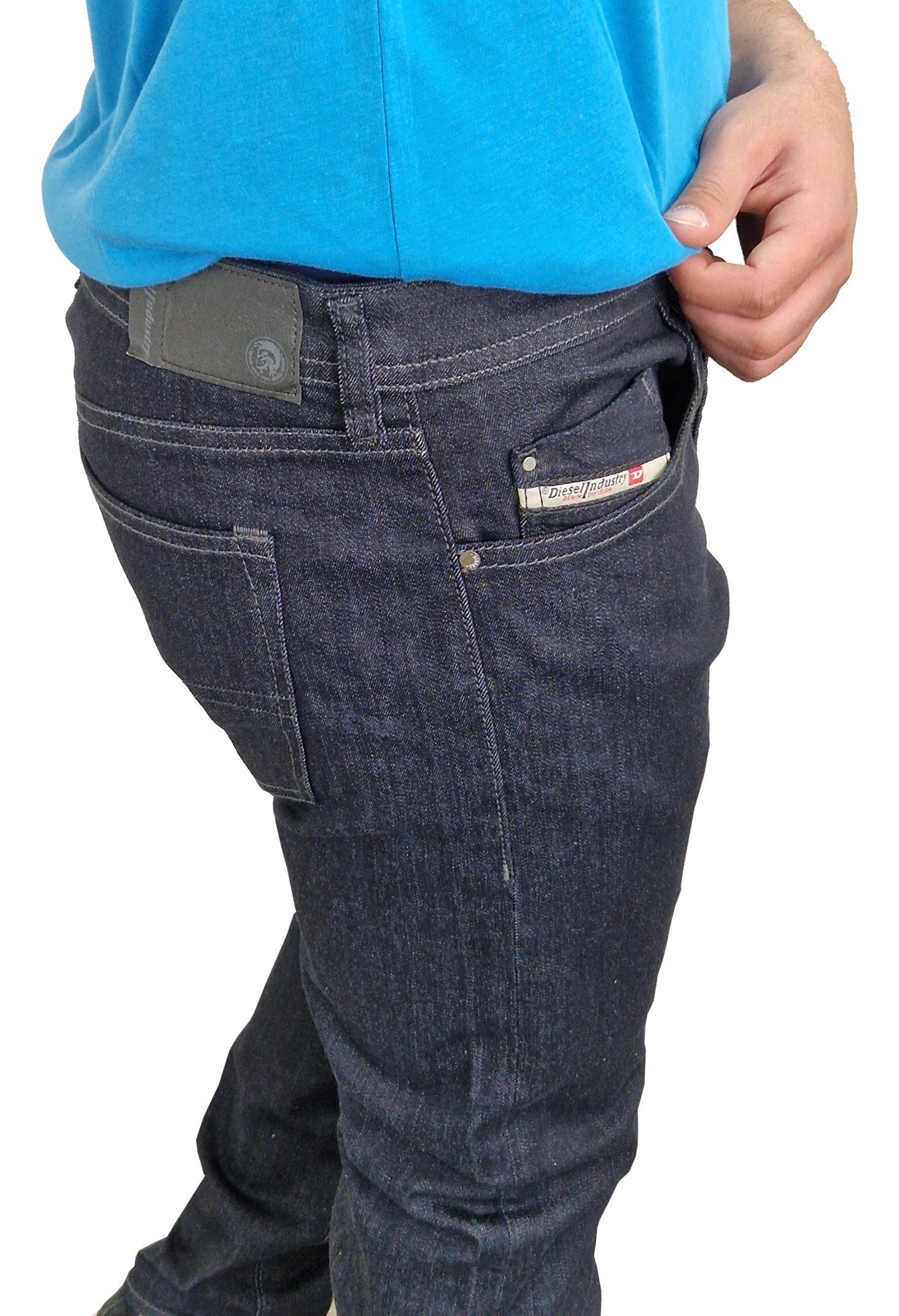 Diesel Tapered-fit-Jeans Diesel Herren Jeans BUSTER - 0607A 5-Pocket-Style
