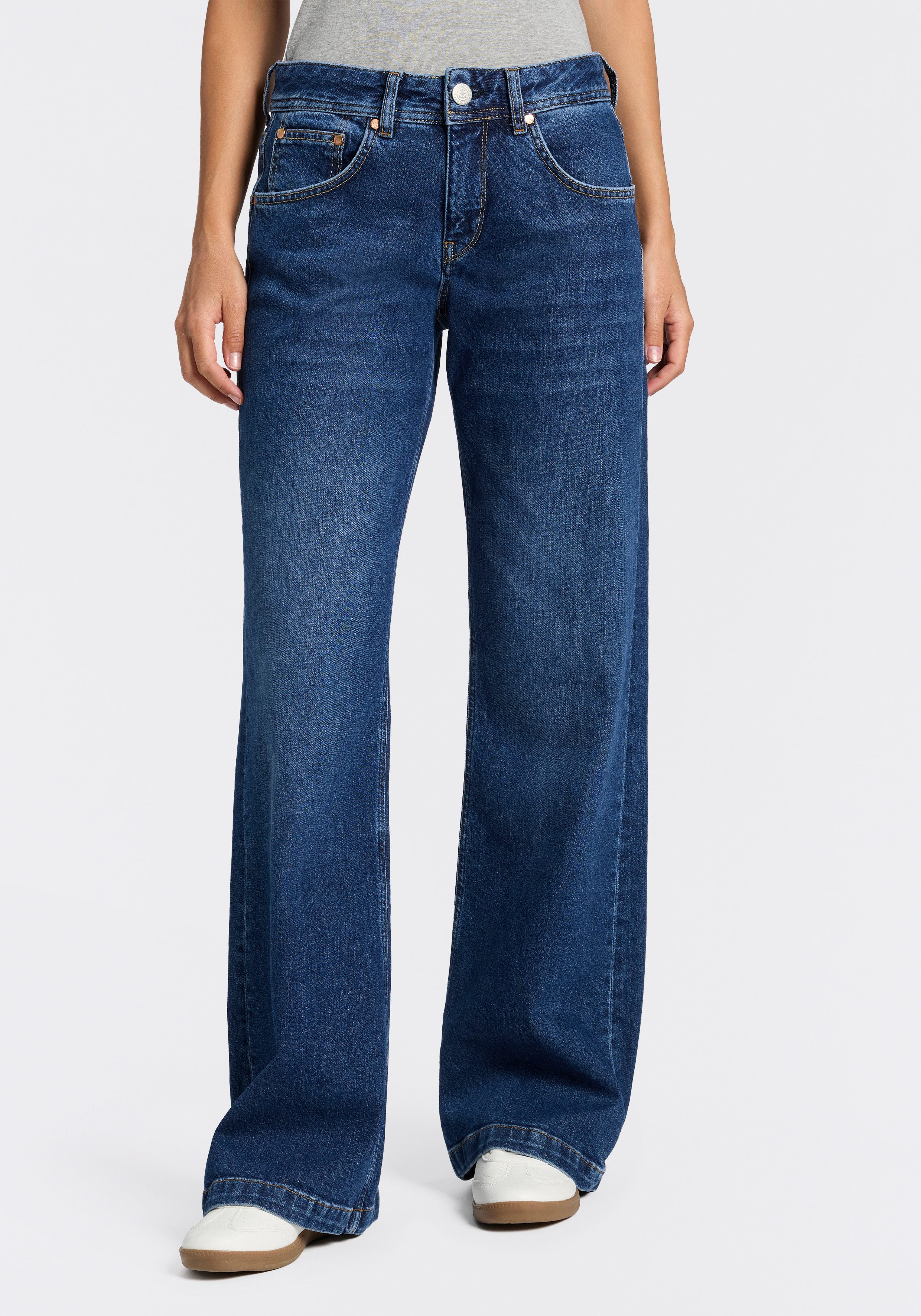 Herrlicher Straight-Jeans Edna Denim unten leicht ausgestellt, High Waist
