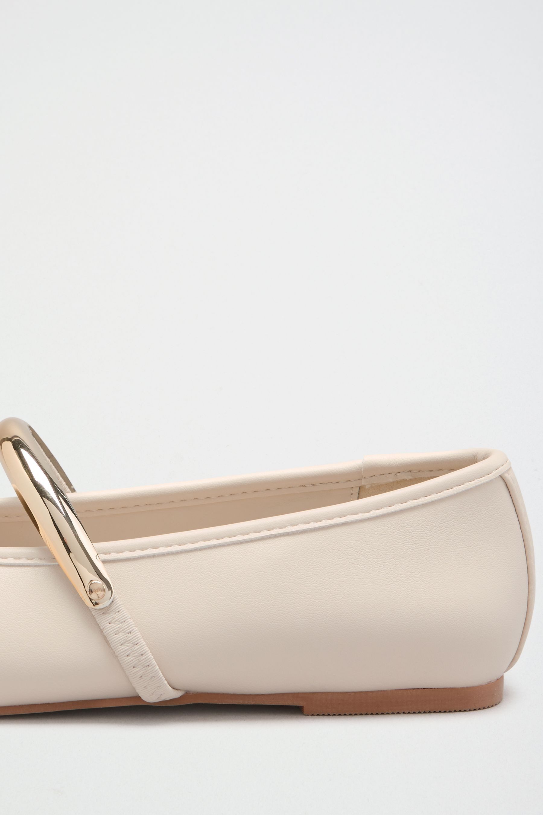 Friends Like These Friends Like These Ballerinas mit Riemen & Metall Ballerina (1-tlg)