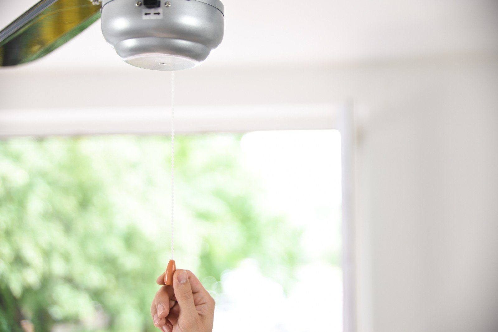 Westinghouse Deckenventilator Outdoor Deckenventilator Mountain Gale Silber 132 cm, Mit Zugschnur