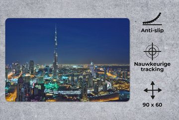 MuchoWow Gaming Mauspad Dubai und der Burj Khalifa am Abend beleuchtet (1-St), Büro für Tastatur und Maus, Mousepad Gaming, 90x60 cm, XXL, Großes