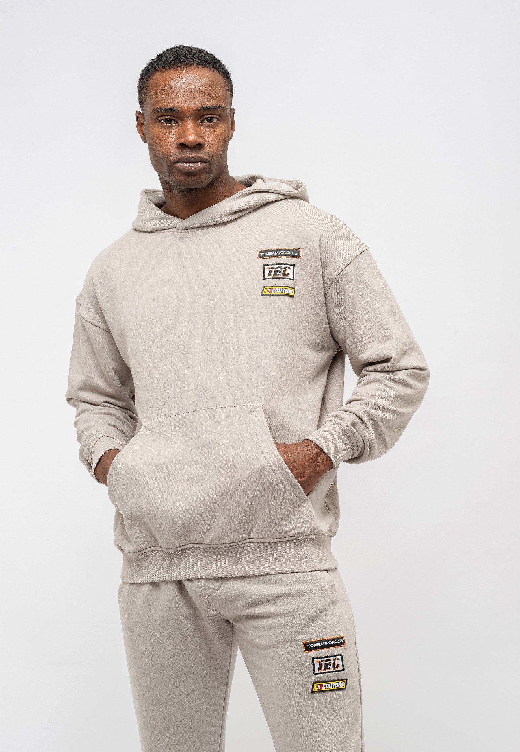 Tom Barron Freizeitanzug TRACKSUIT 2 PIECE SET, mit sportivem Design
