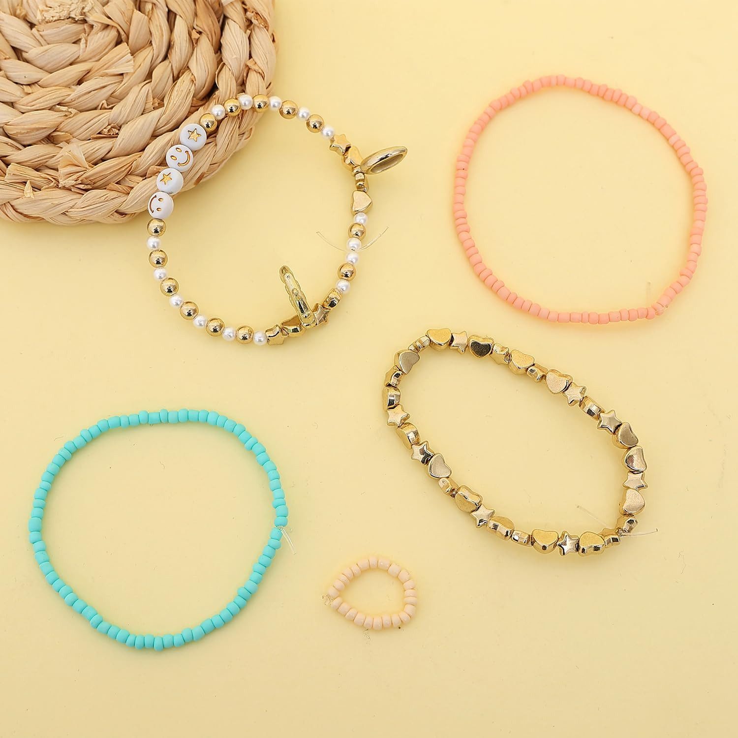 SUOOMAC Perlenarmband Set XXL DIY Perlenset 3mm mit 24 Farbperlen Glasperlen. (Schmuckherstellungs-Set für DIY Armbänder, Halsketten und Bastelprojekte., 3500-t – Bild 3 von 5