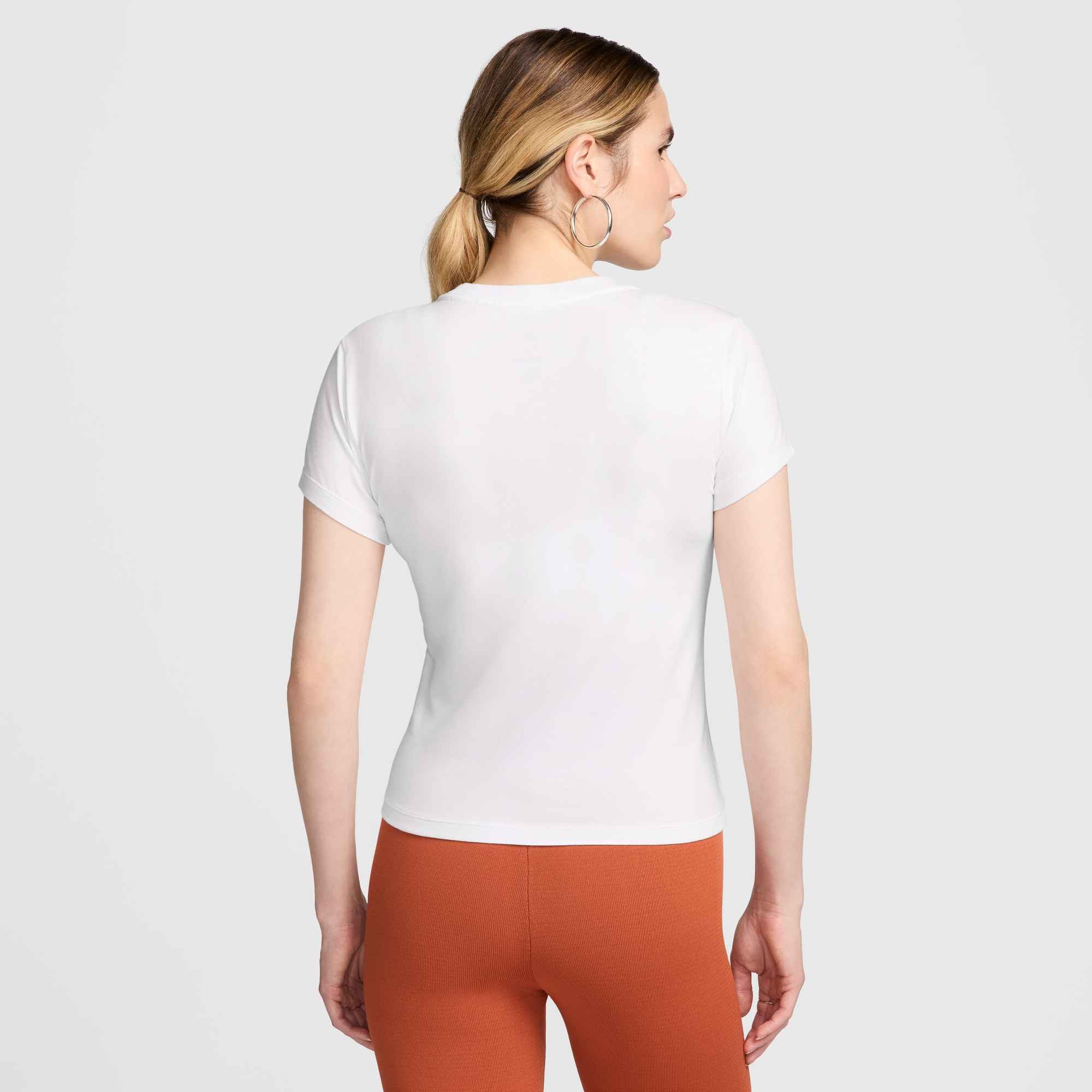 Nike Sportswear T-Shirt W NSW NK CHLL KNT MD CRP mit Rundhalsausschnitt, Kurzarm, aus Jersey, lockerer Schnitt