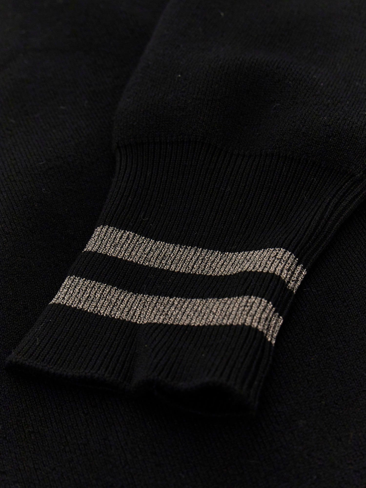 Guess Sweatshirt