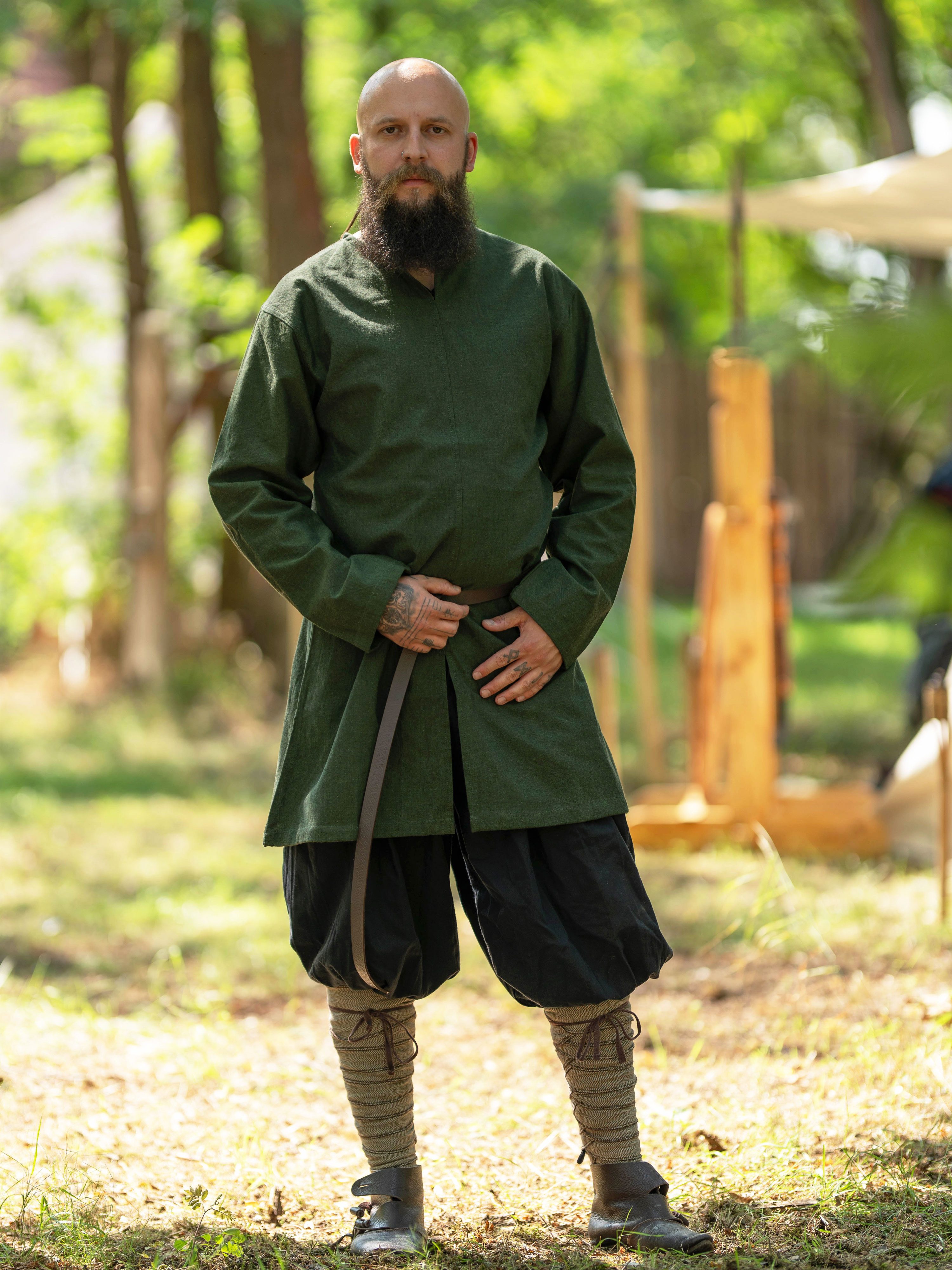 Vehi Mercatus Ritter-Kostüm Schlichte Mittelalter Tunika langarm Grün "Malte"
