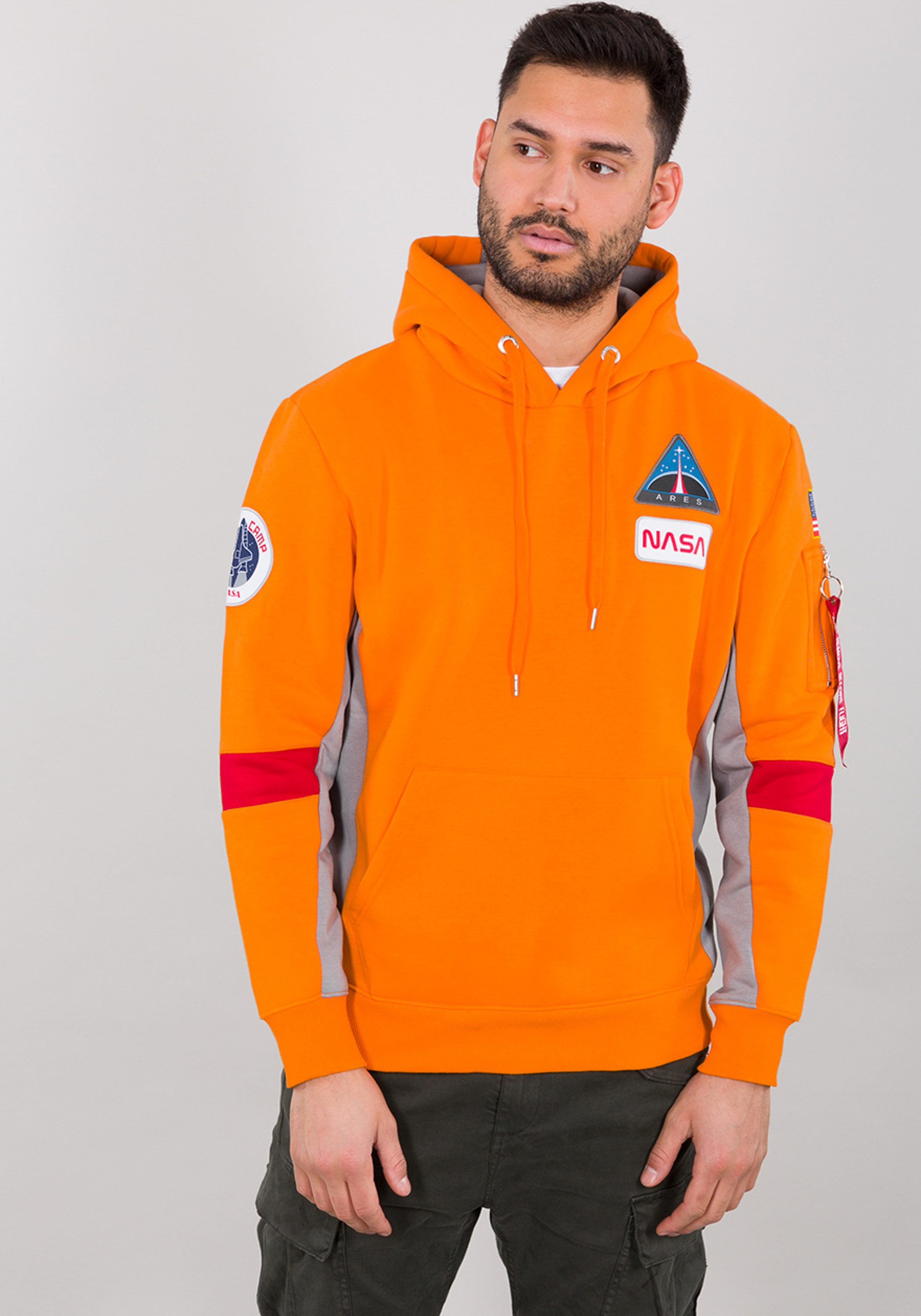 Alpha industries space camp anorak hot sale