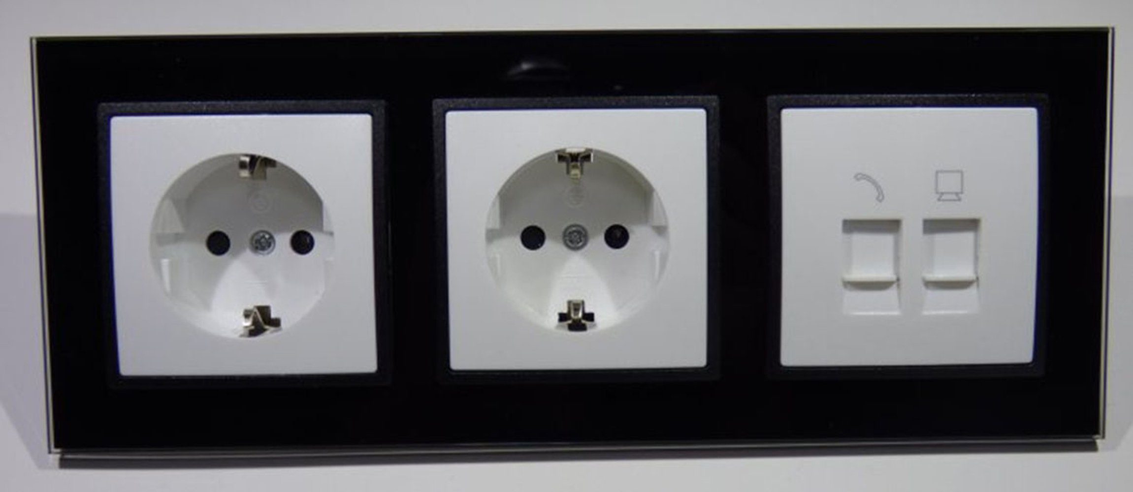 Lichtideen Schalter 8701 Abelka Nuovo schwarz 2x Schuko 1x Serien Schalter (Taster, Schalter, Anennendose, Steckdose mit USB lieferbar)