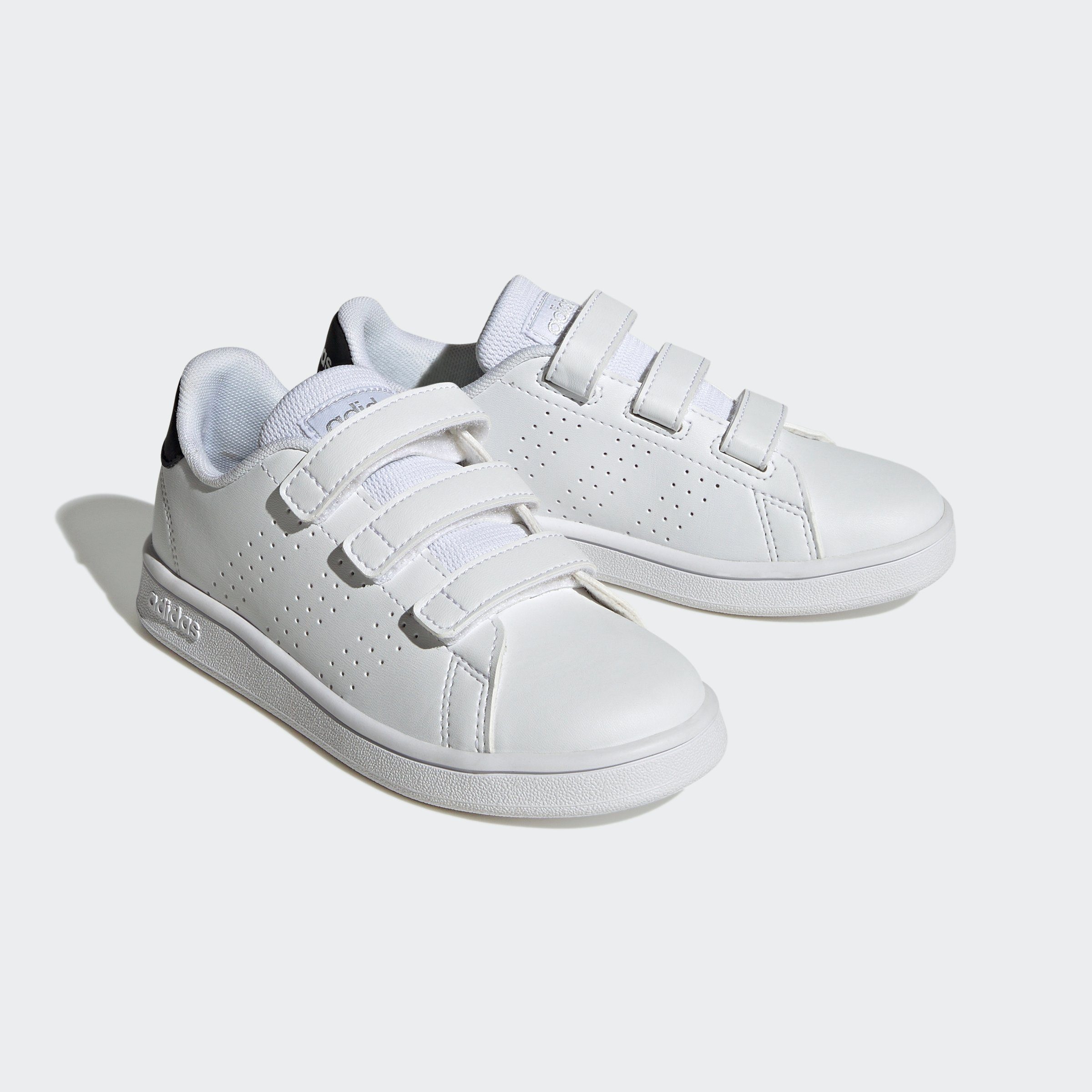 adidas Sportswear ADVANTAGE COURT LIFESTYLE Sneaker Cloud des White Metallic HOOK-AND-LOOP Silver Smith Stan den Core auf / Spuren Black adidas Design 