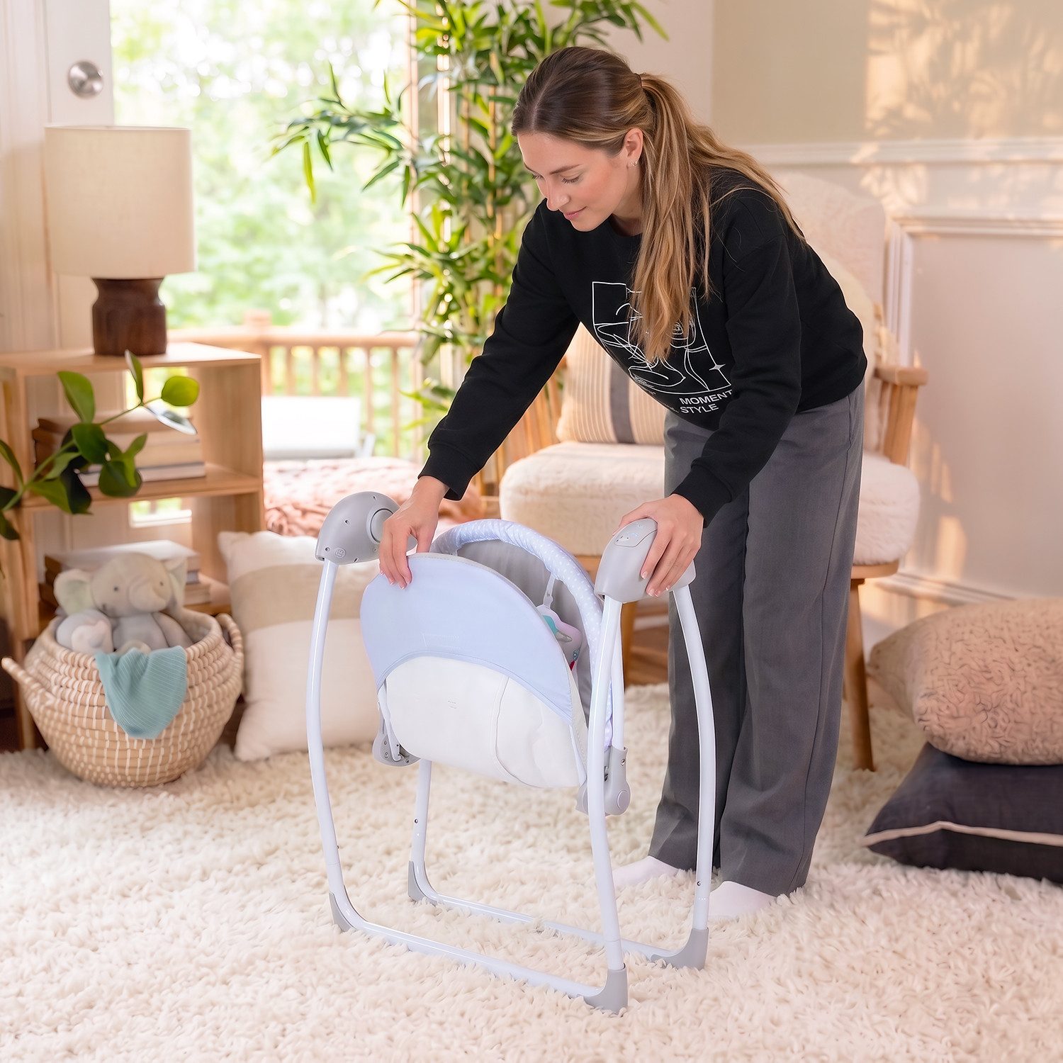 oyajia Babyschaukel Babywippe mit Spielbogen Spielzeugen, 5 Schaukelgeschwindigkeiten,3 Zeitschaltuhreinstellungen – Bild 5 von 5