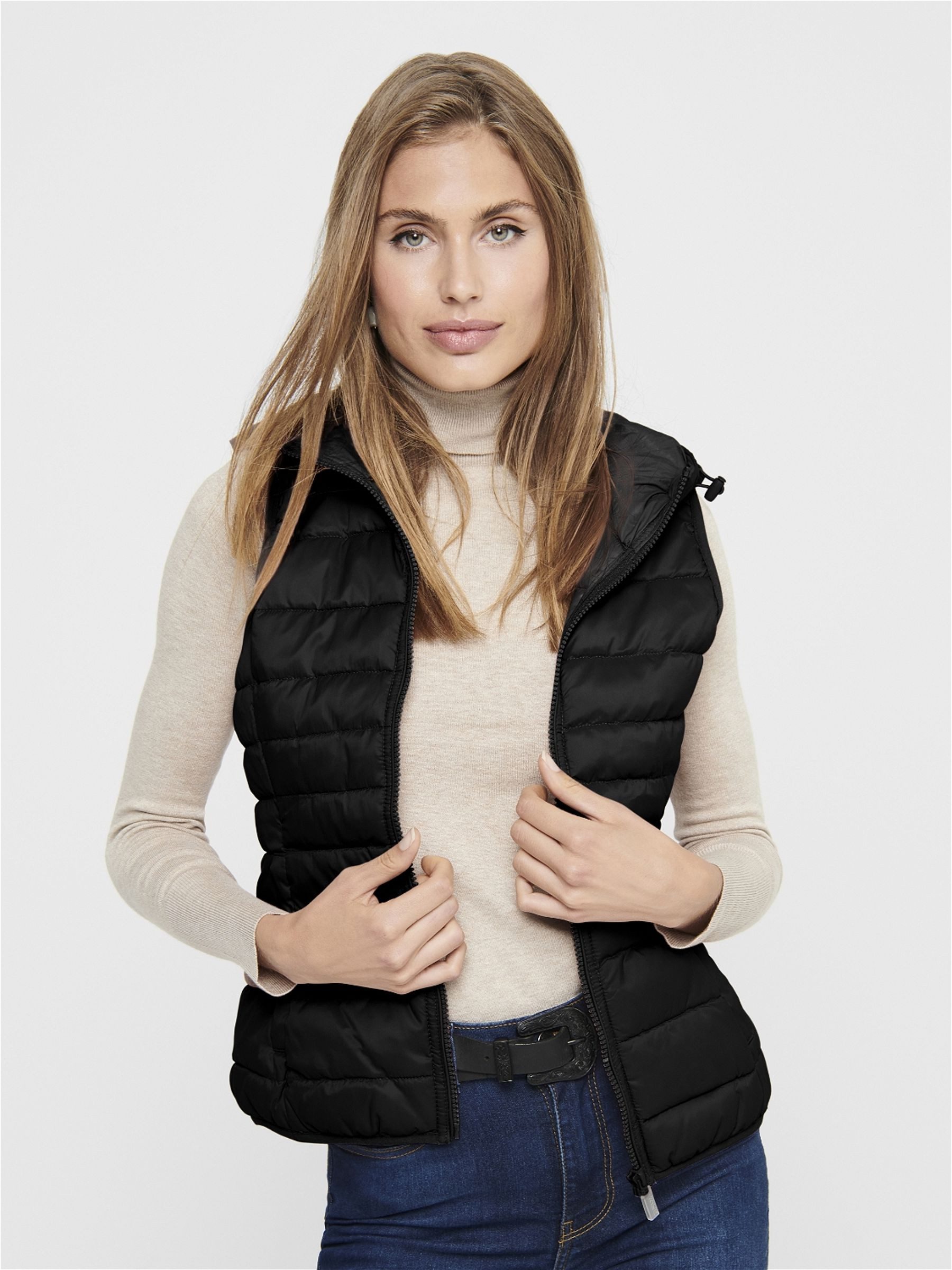ONLY Steppweste ONLNEWTAHOE HOOD WAISTCOAT OTW NOOS mit Kapuze günstig online kaufen