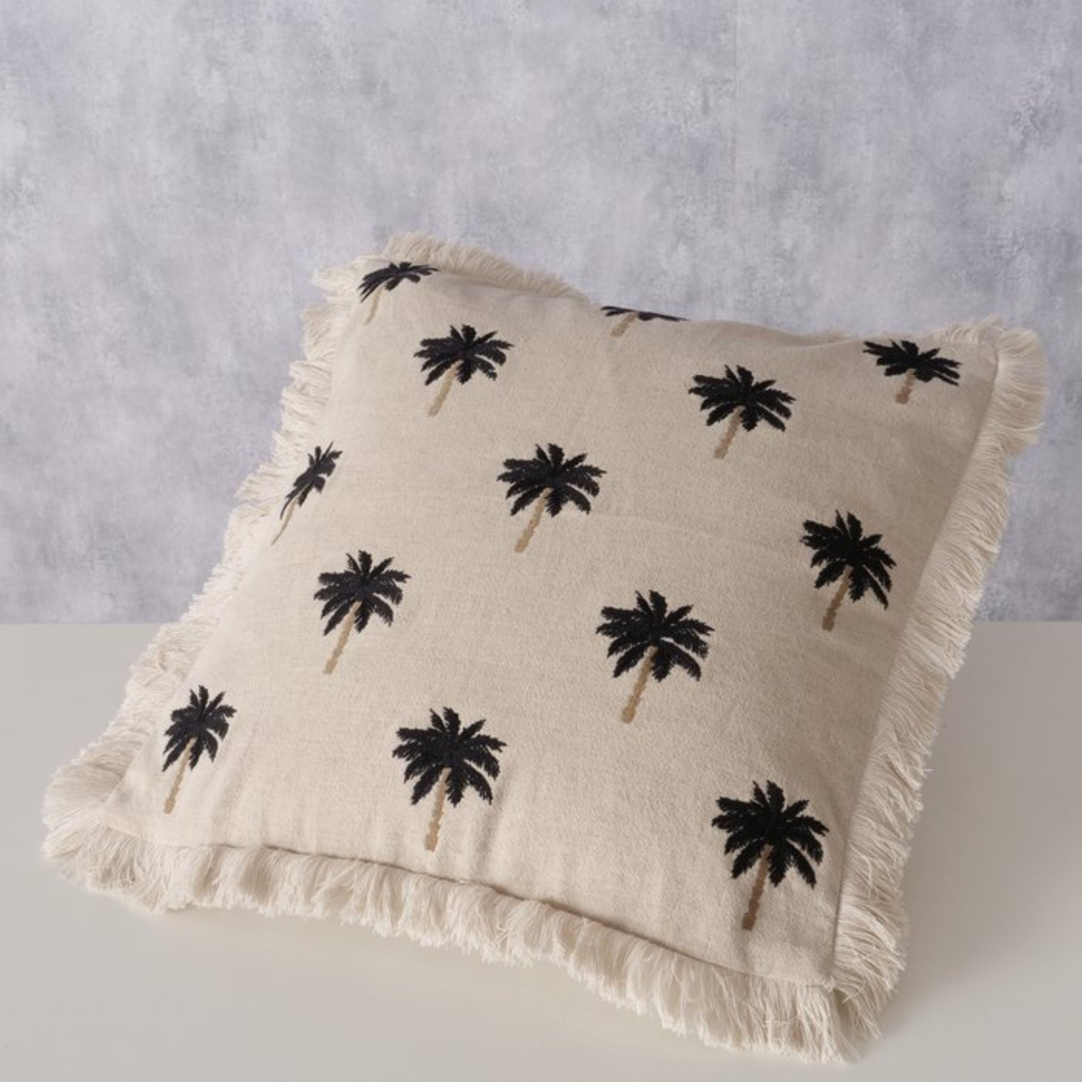 BOLTZE GRUPPE GmbH Dekokissen BOLTZE Kissen Palmy 43x43 cm, Natur/Schwarz/Bildmotiv Palmen 2058342