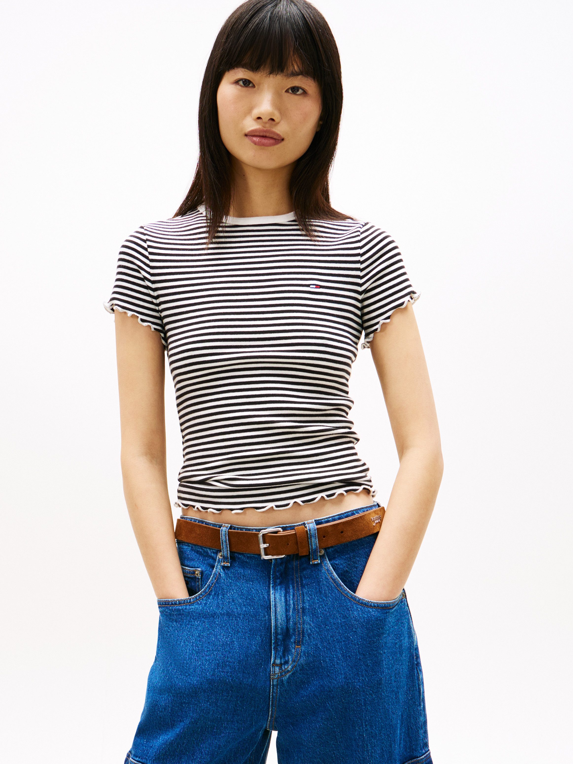 Tommy Jeans T-Shirt TJW SLIM LETTUCE EDGE RIB SS mit gerippter Struktur günstig online kaufen