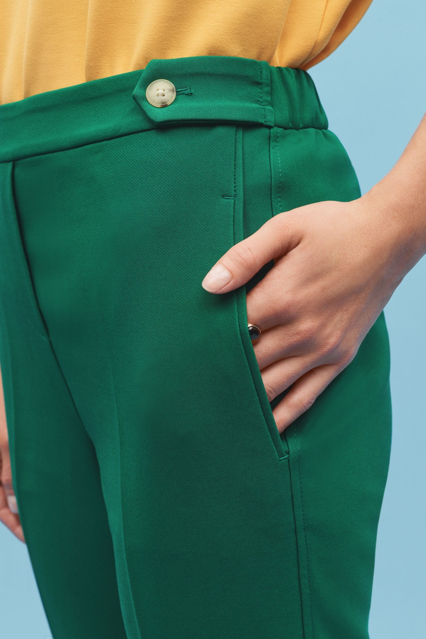 Bein Stoffhose Hose Tailored-Fit schmal zulaufendes Umschlag Green (1-tlg) Next