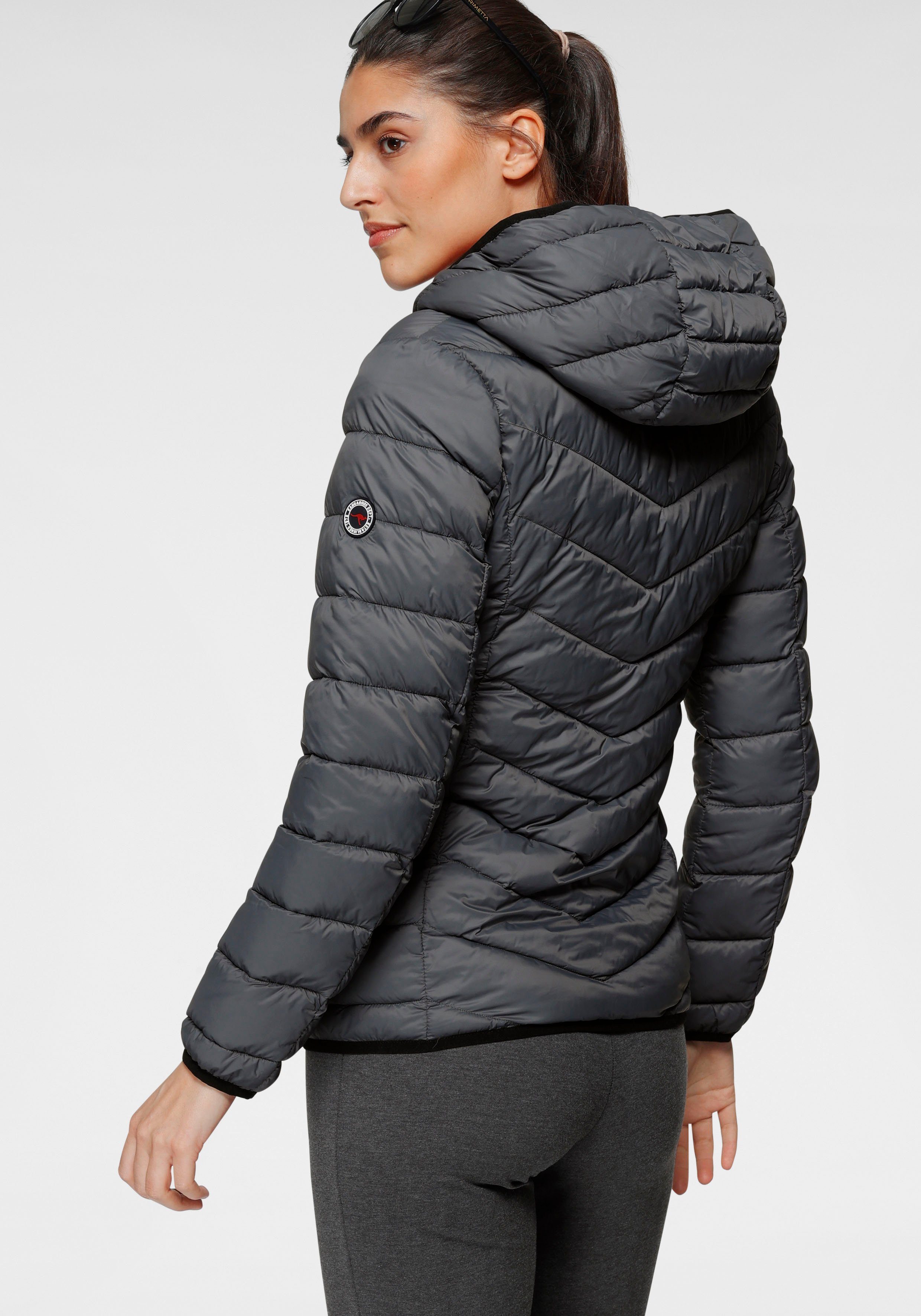 KangaROOS Steppjacke mit kontrastfarbenen Details günstig online kaufen