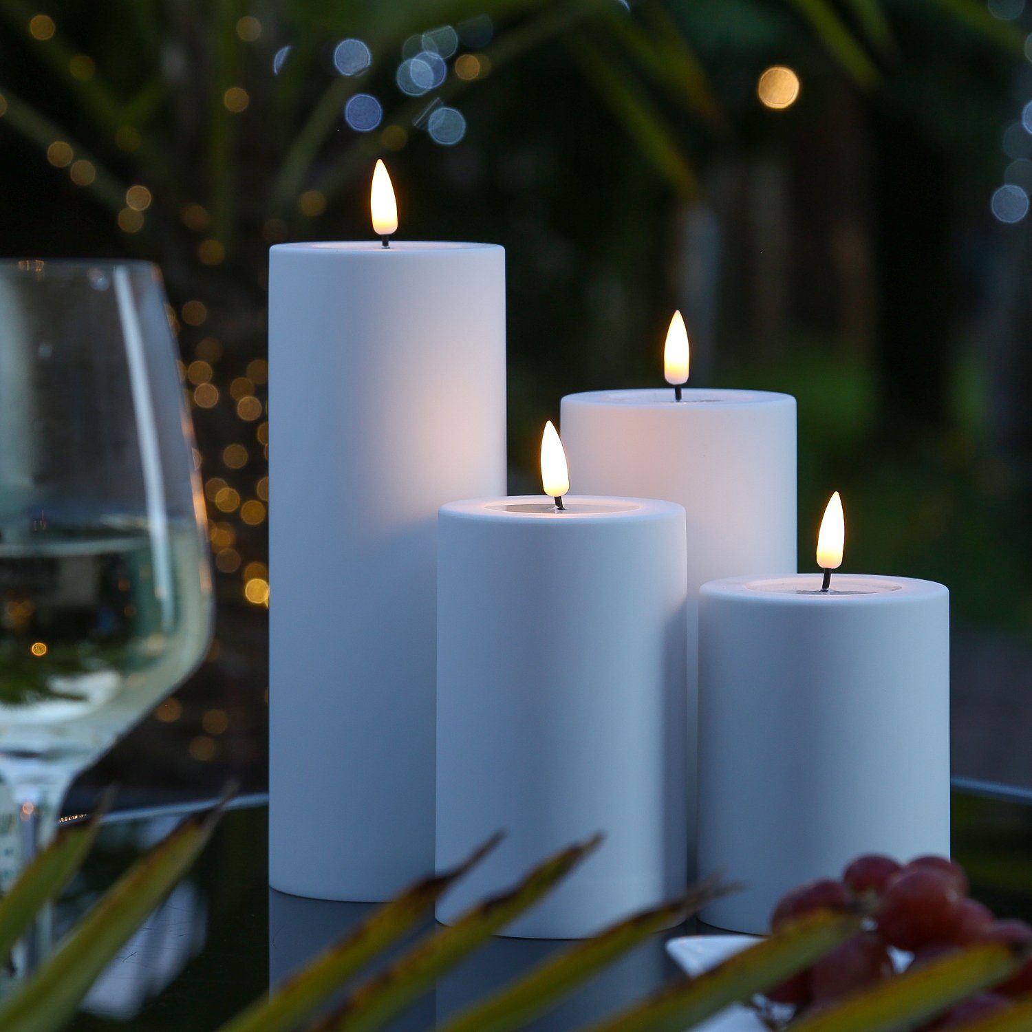 Deluxe Homeart LED-Kerze MIA für Außen 3D Flamme flackernd H: 15cm D: 7,5cm weiß outdoor, LED Classic, warmweiß (2100K bis 3000K)