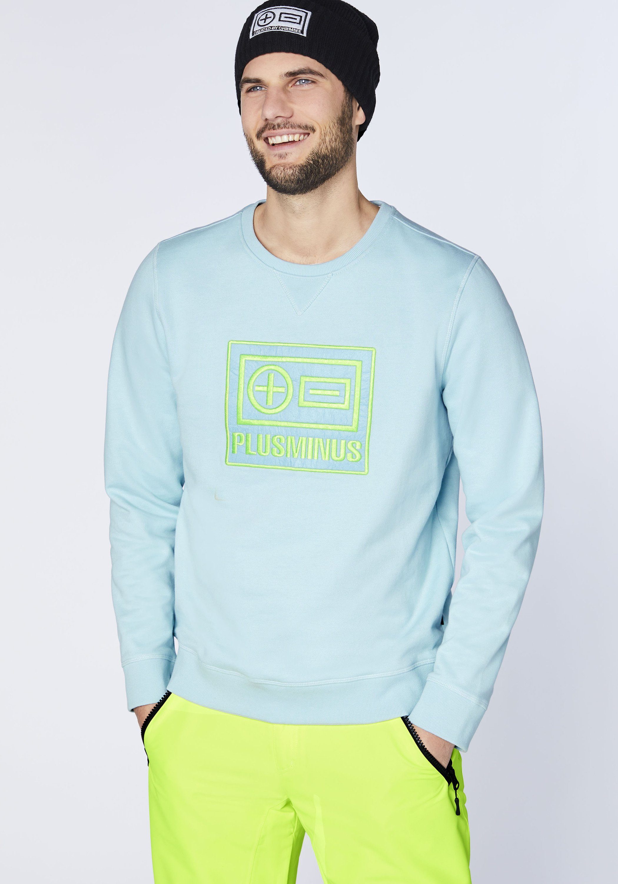 Chiemsee Sweatshirt Sweatshirt im trendigen blau 1 mittel PlusMinus-Design