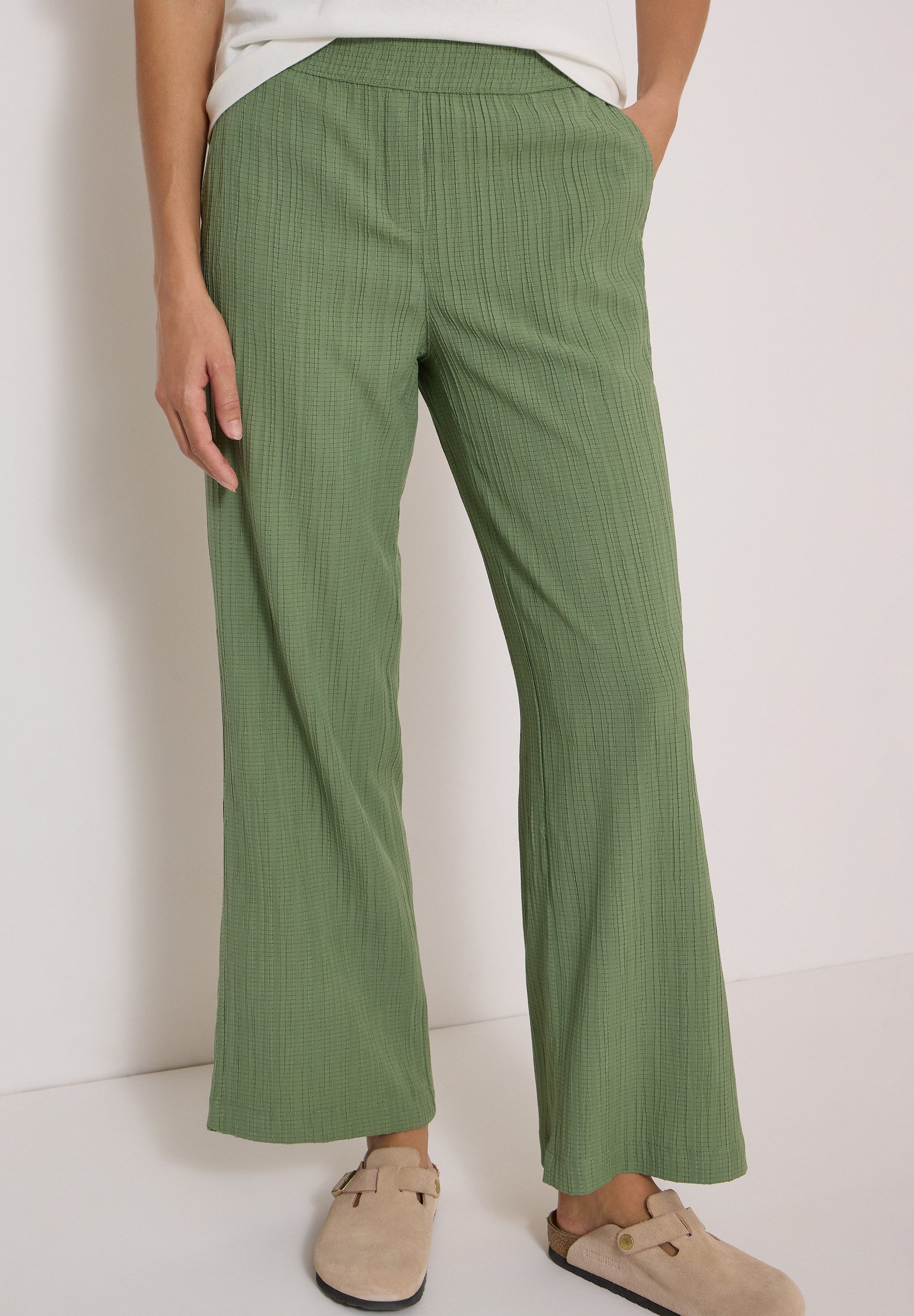 CECIL Stoffhose Style Neele Sommerhose im Loose Fit mit Struktur-Streifen