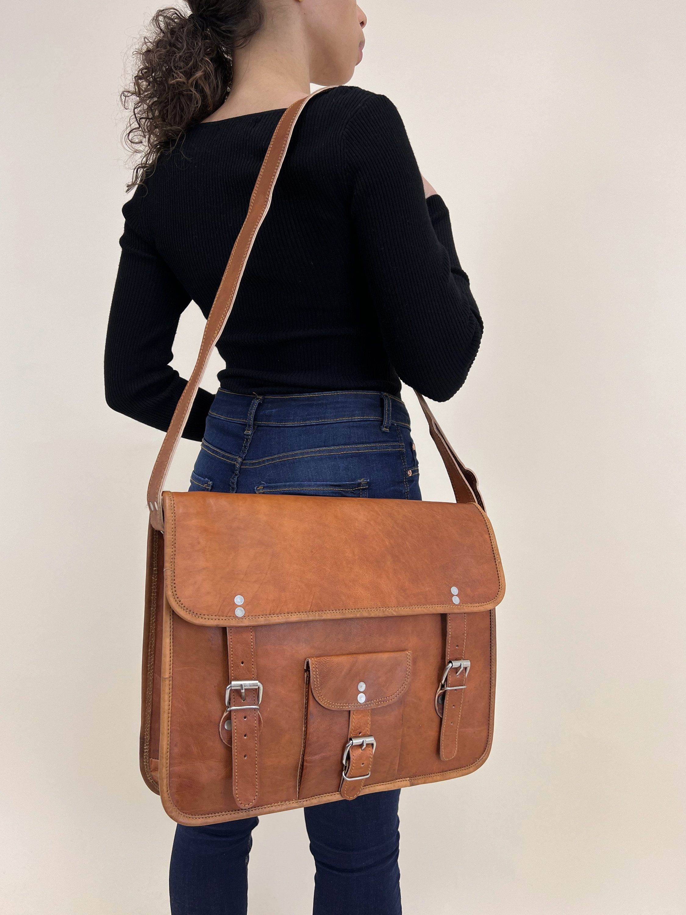Gusti Leder Umhängetasche Gusti Leder Umhängetasche Alex 15" (1-tlg), Aktenordner