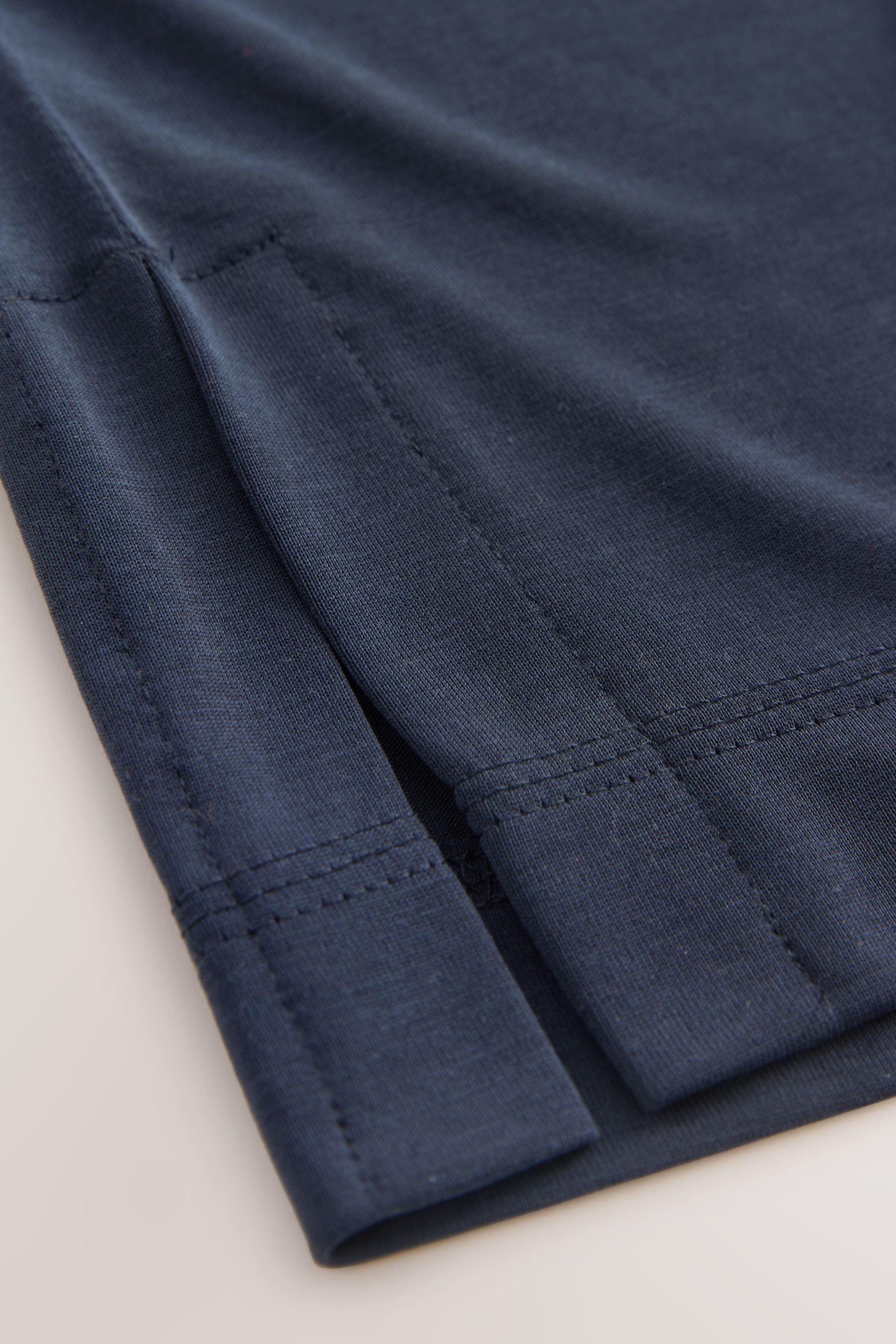 Next V-Shirt Kurzärmeliges Premium-Oberteil mit V-Ausschnitt (1-tlg)