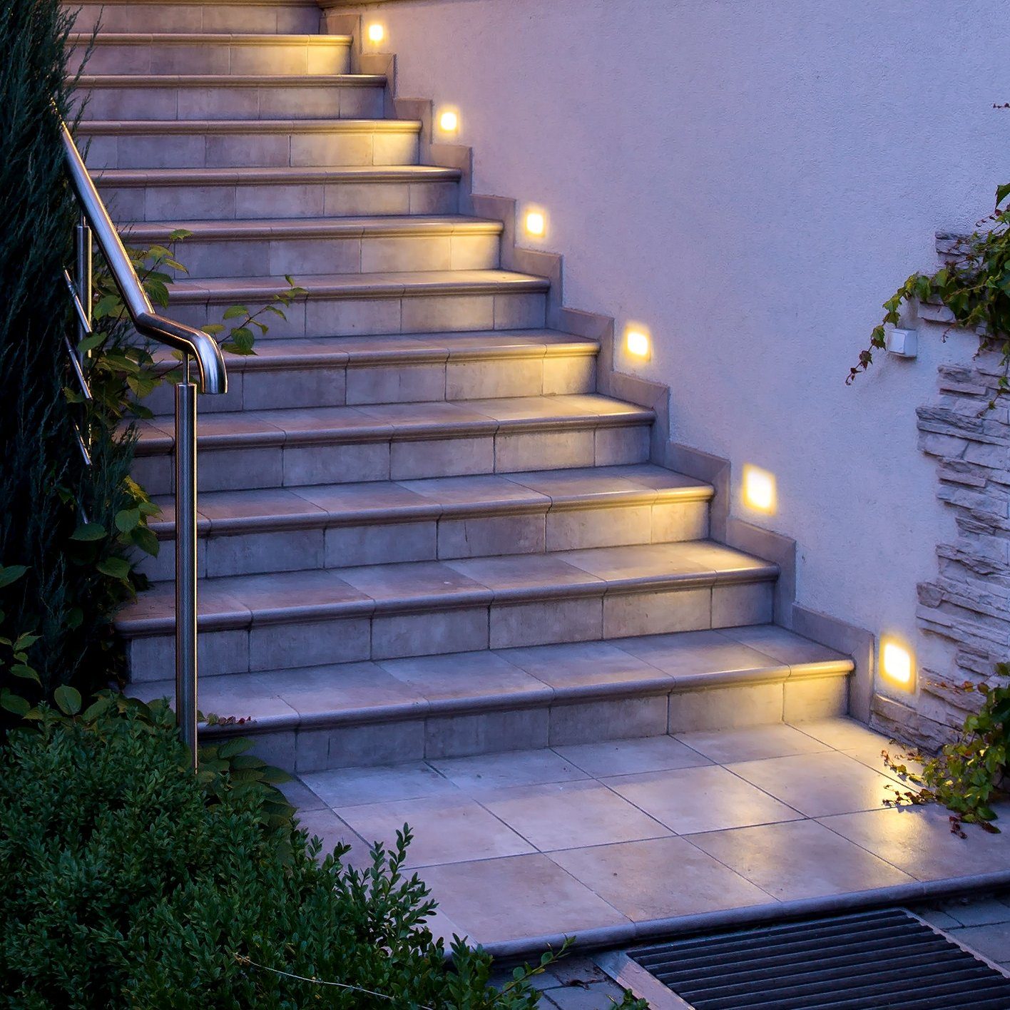 SSC-LUXon LED Wandleuchte LED Treppenleuchte Piko-SQ fuer Aussen IP65 warmweiss 1,5W 230V, Warmweiß
