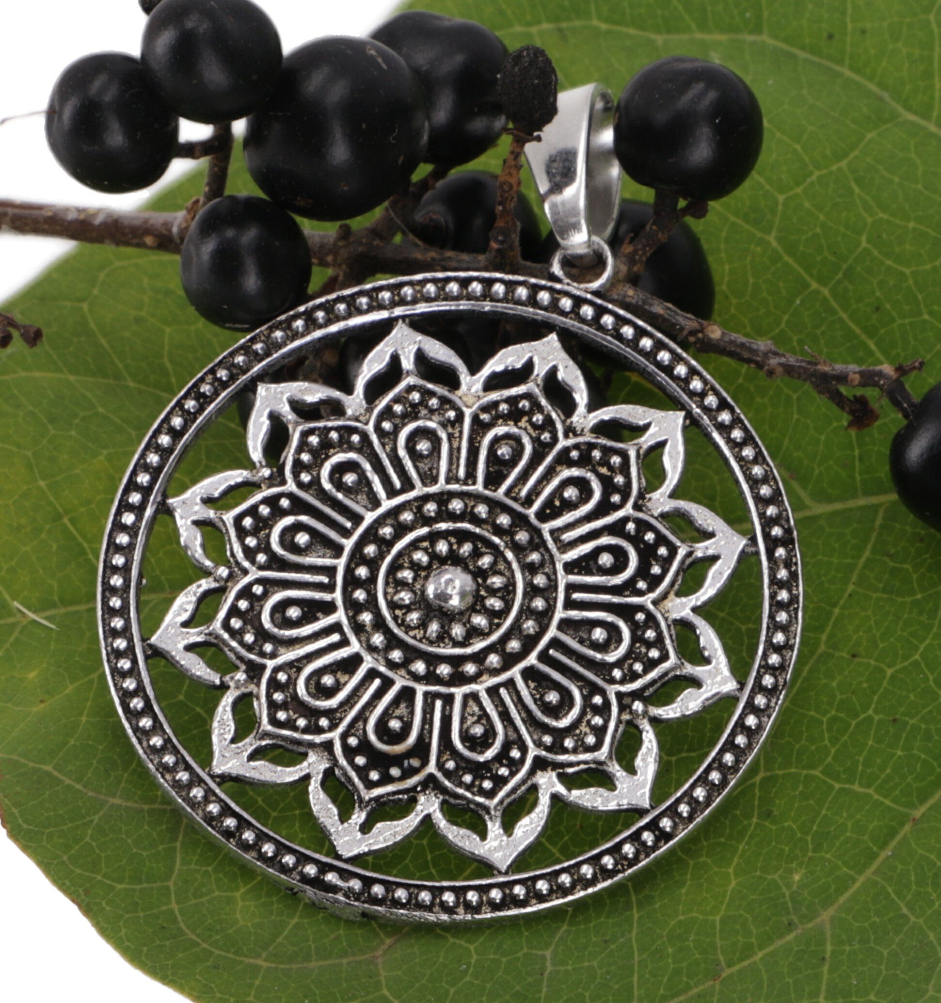Guru-Shop Kettenanhänger Amulett Mandala, Kettenanhänger Boho günstig online kaufen