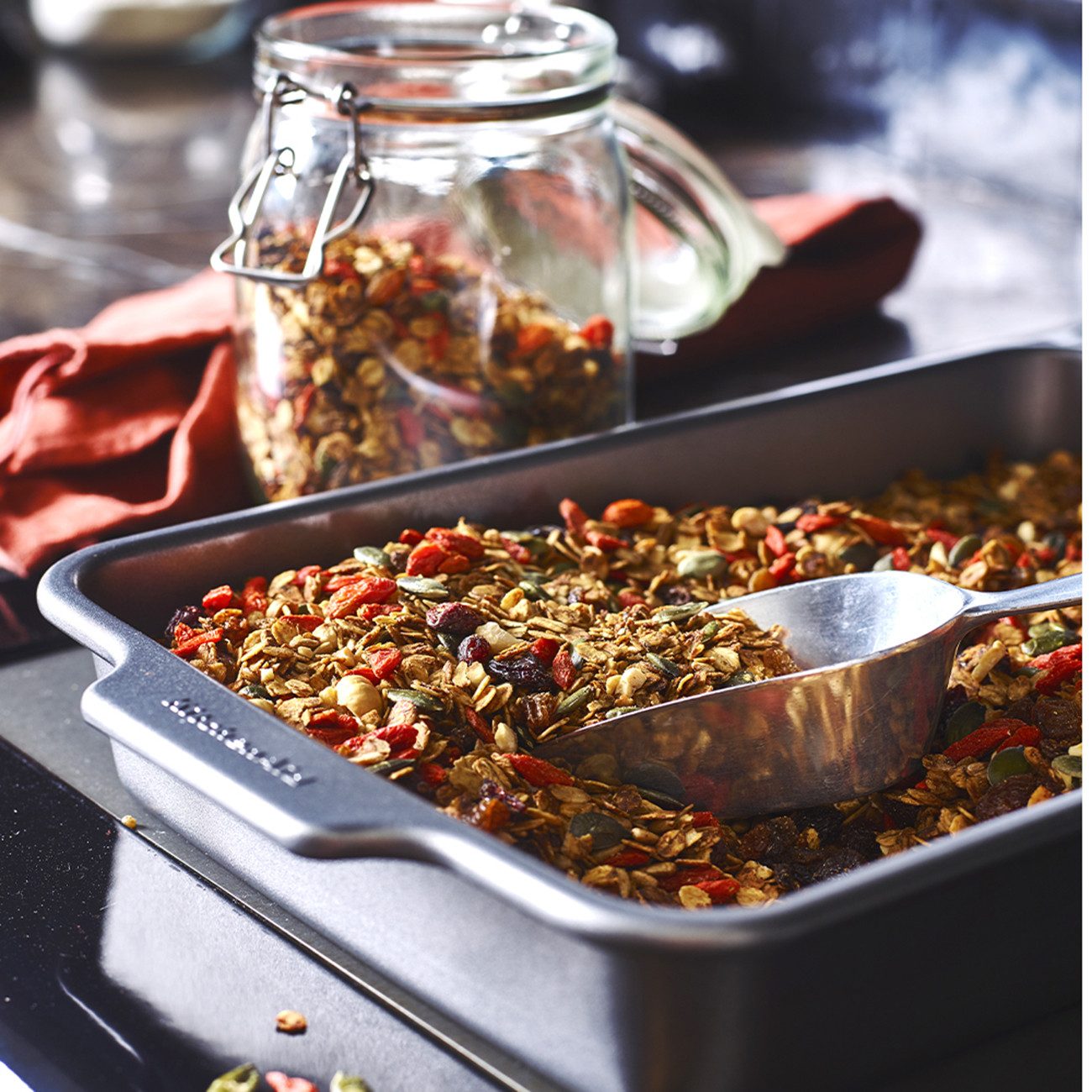 KitchenAid Backform Metal Bakeware (CC003299-001), aluminiertes Stahlblechform bis 230 Grad spülmaschinenfest