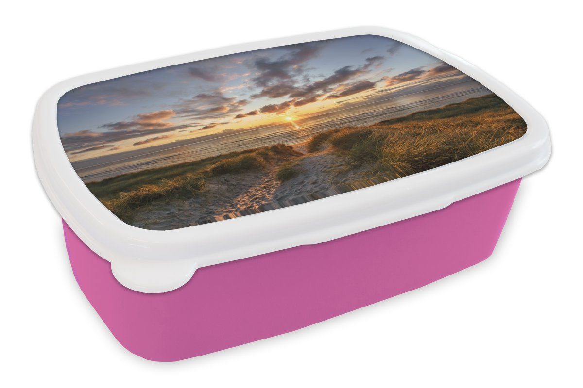 MuchoWow Lunchbox Farbenfroher Sonnenuntergang über Mädchen, Brotdose Kinder, (2-tlg), ruhigen für rosa Snackbox, Kunststoff, den Erwachsene, Brotbox Dünen, Kunststoff