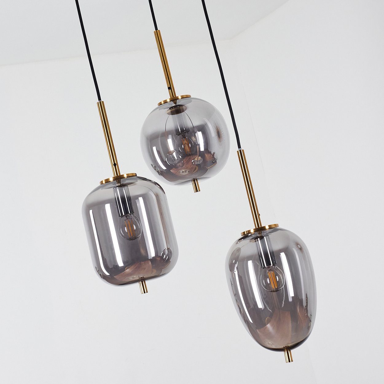 hofstein Pendelleuchte »Ambrogio« moderne Deckenlampe aus Metall/Glas in Messing/Rauchglas, ohne Leuchtmittel, Hängeleuchte im Vintage-Design m. Glasschirmen, 3xE14, Höhe max. 130cm. Reduzierter Preis € 149,99. Unverbindliche Preisempfehlung € 194,90