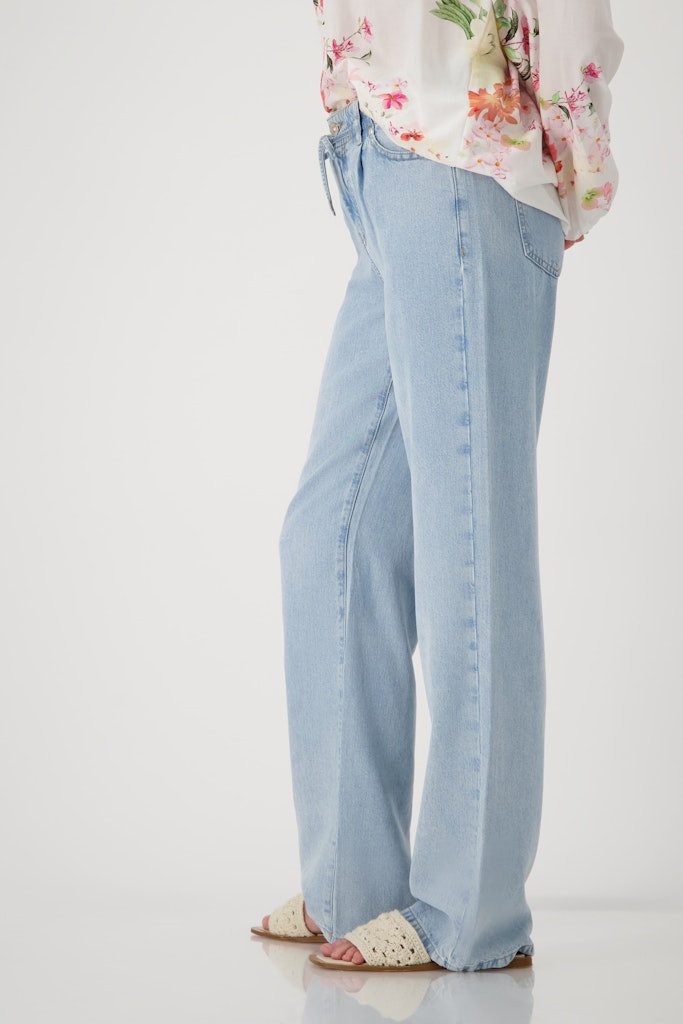 Monari 5-Pocket-Jeans Wide Leg Fit Wide Leg Fit mit Bindegürtel aus Lyocell