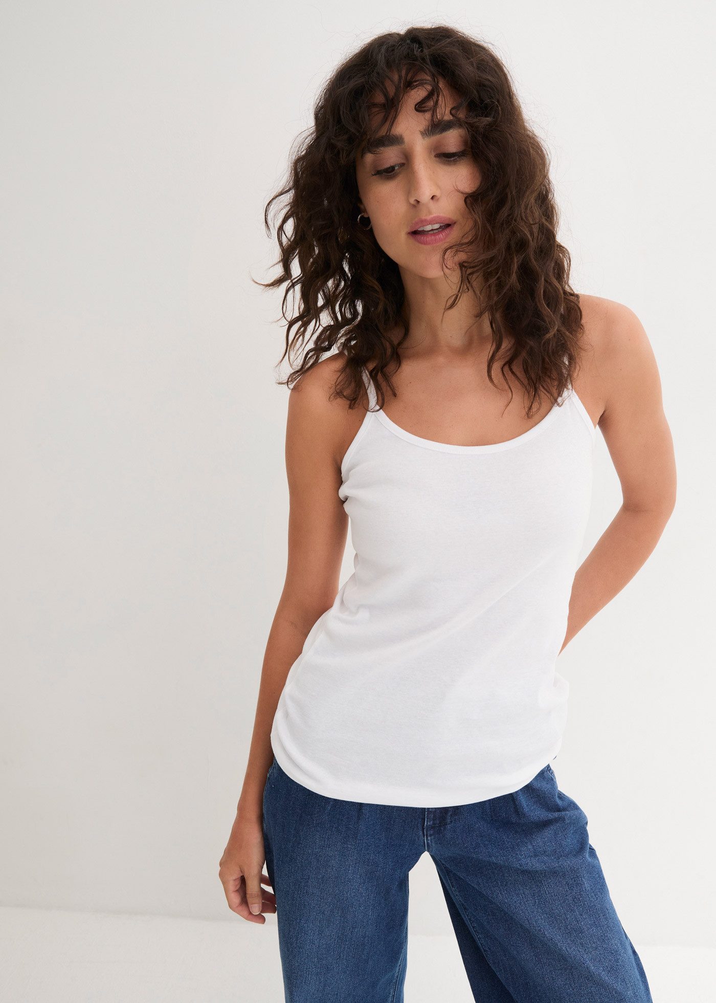 bonprix Shirttop (Packung, 3-tlg) taillierte Passform, ohne Ärmel, aus leichtem Baumwollmaterial