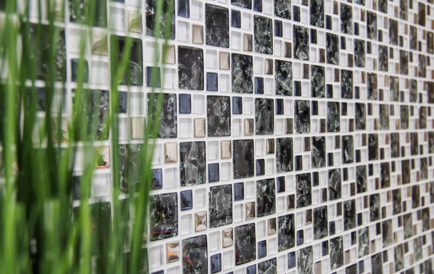 10 / Mosaikfliesen Mosaikfliesen glänzend Matten Crystal Glasmosaik schwarz silber Mosani