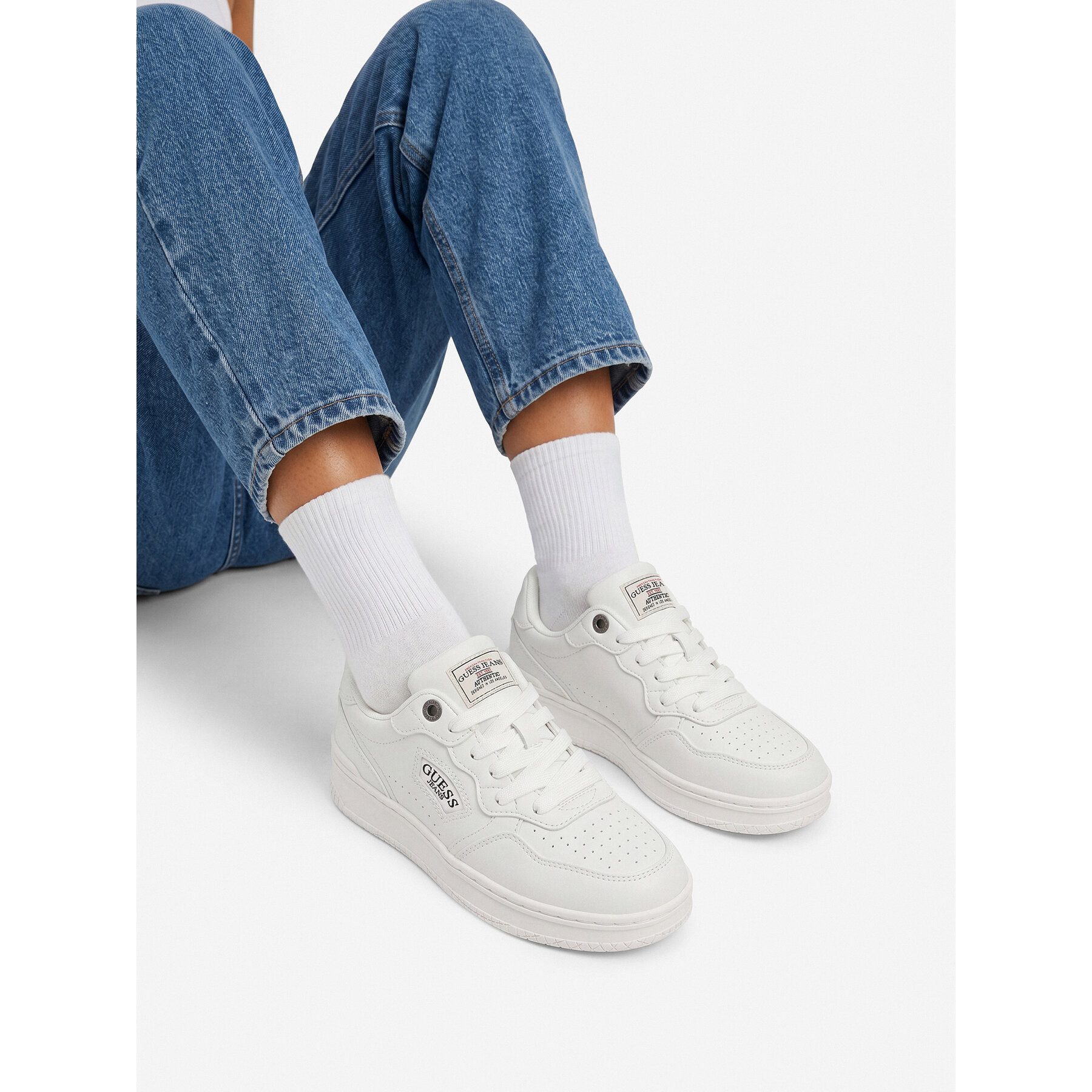GUESS JEANS Guess Jeans Damen Turnschuhe 5907964527091 Weiß Walkingschuh